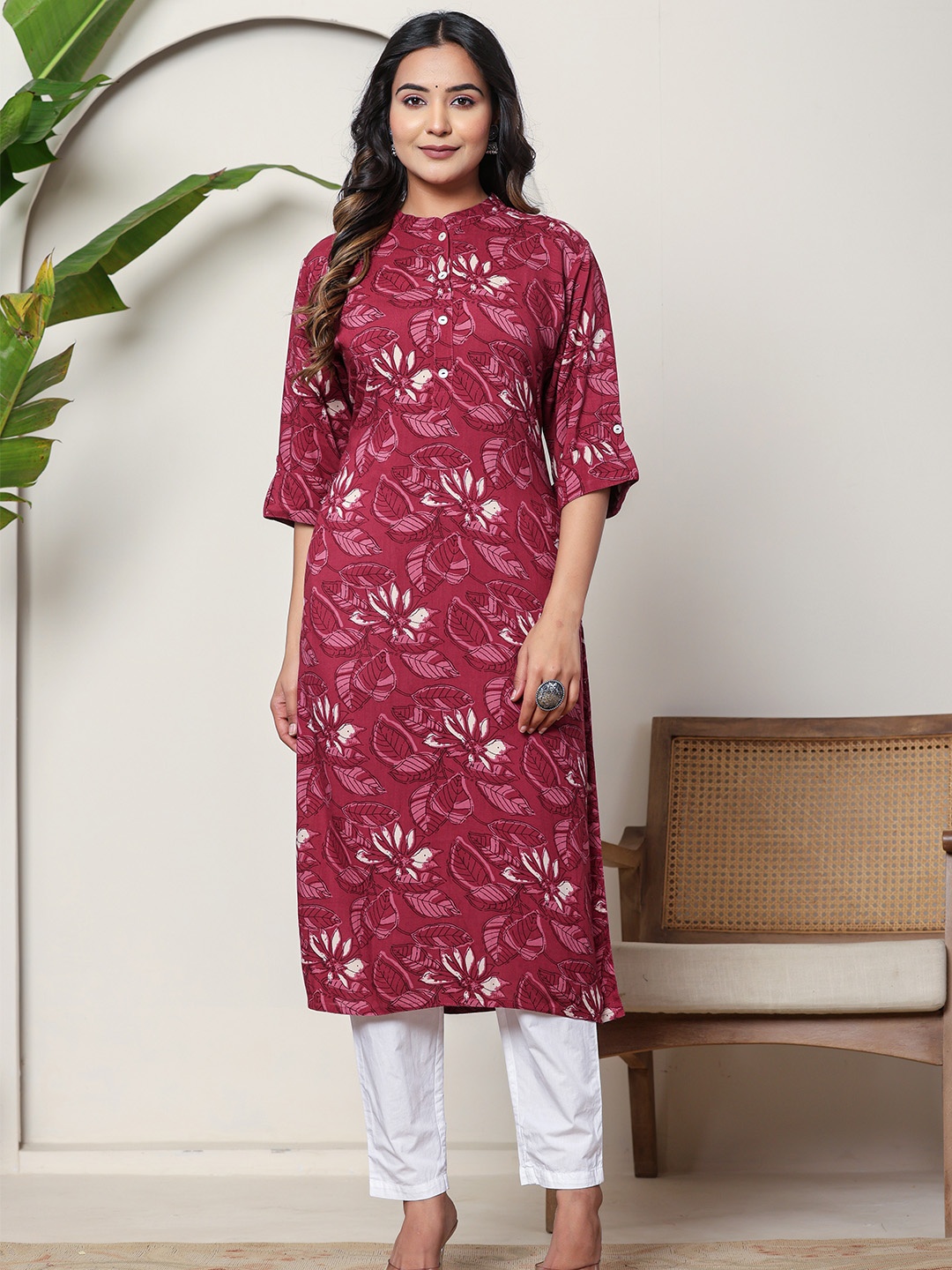 

ARAVALII Women Printed Kurta, Maroon