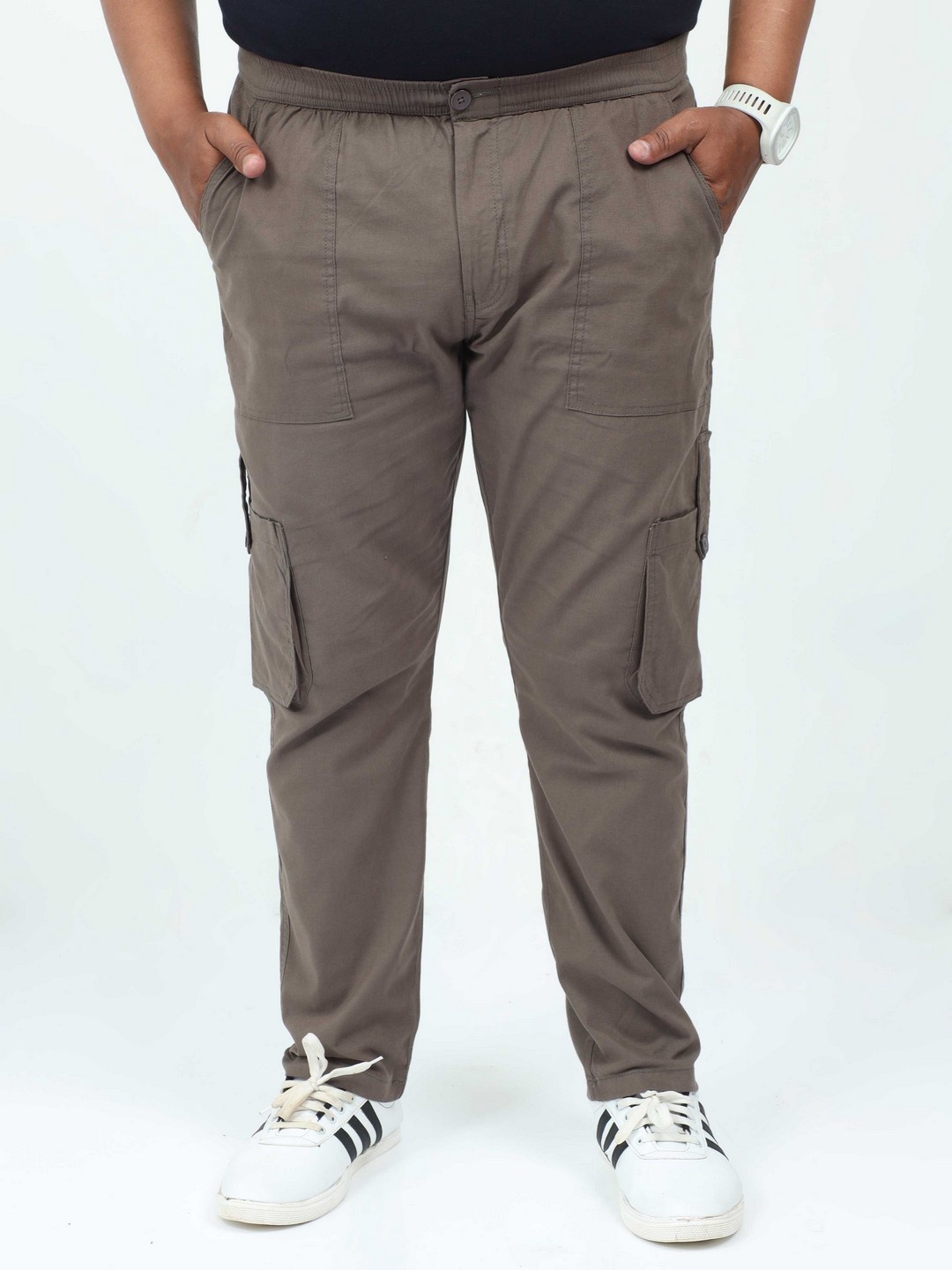 

THE BEETEL HOUSE Men Relaxed Cargos Trousers, Brown