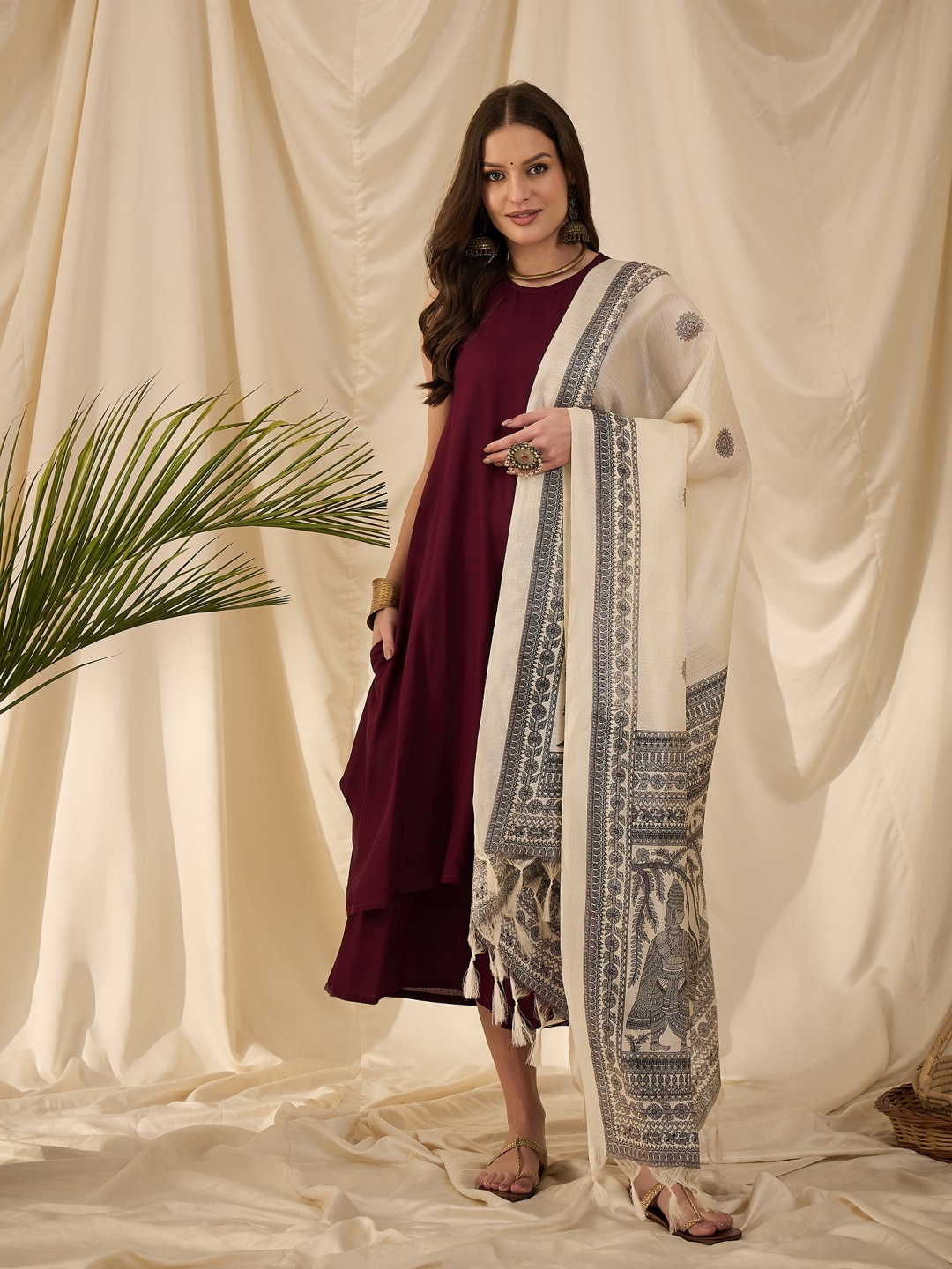 

InWeave Women Regular Kurta with Palazzos & With Dupatta, Purple