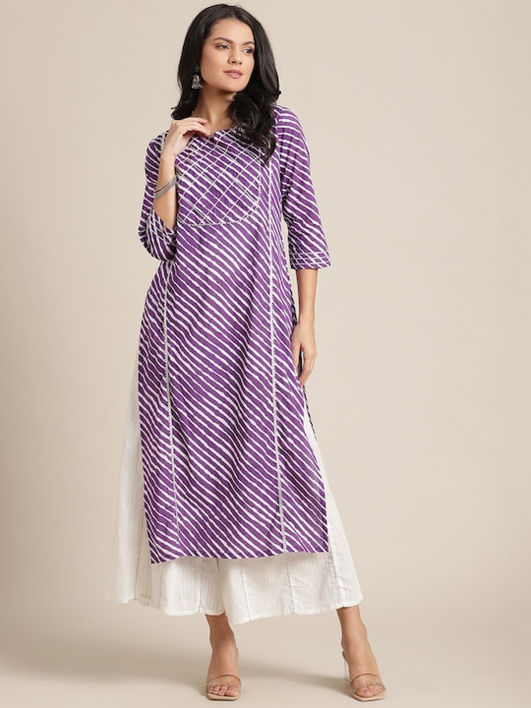 

KSUT Women Leheriya Embellished Gotta Patti Kurta, Purple