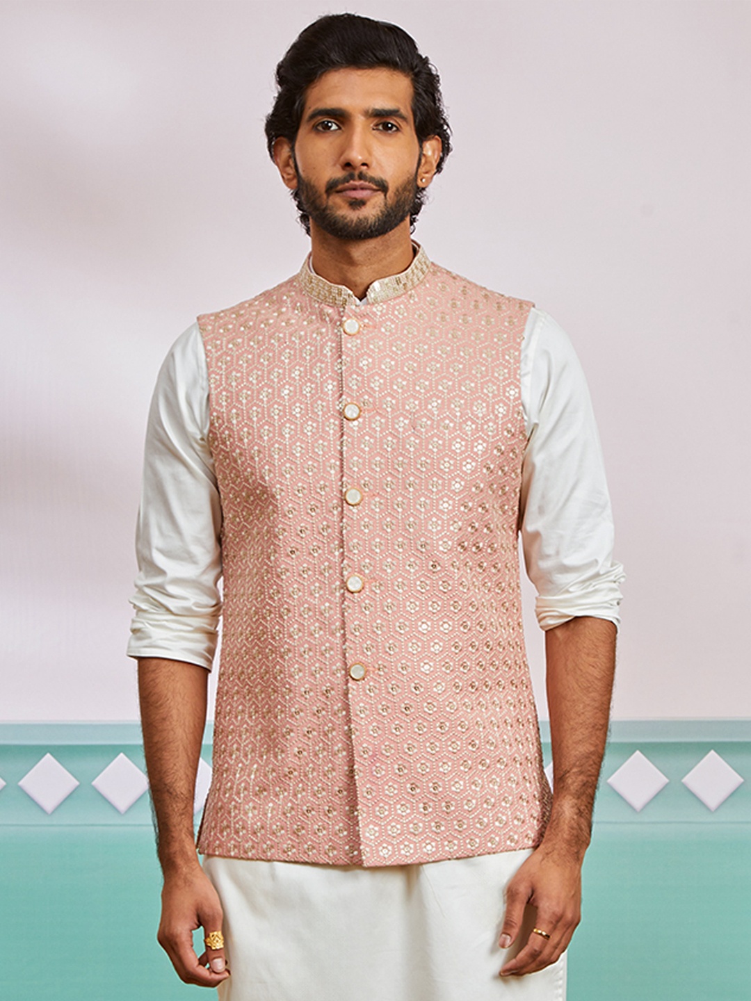 

VASTRAMAY Floral Embroidered Woven Nehru Jacket, Peach