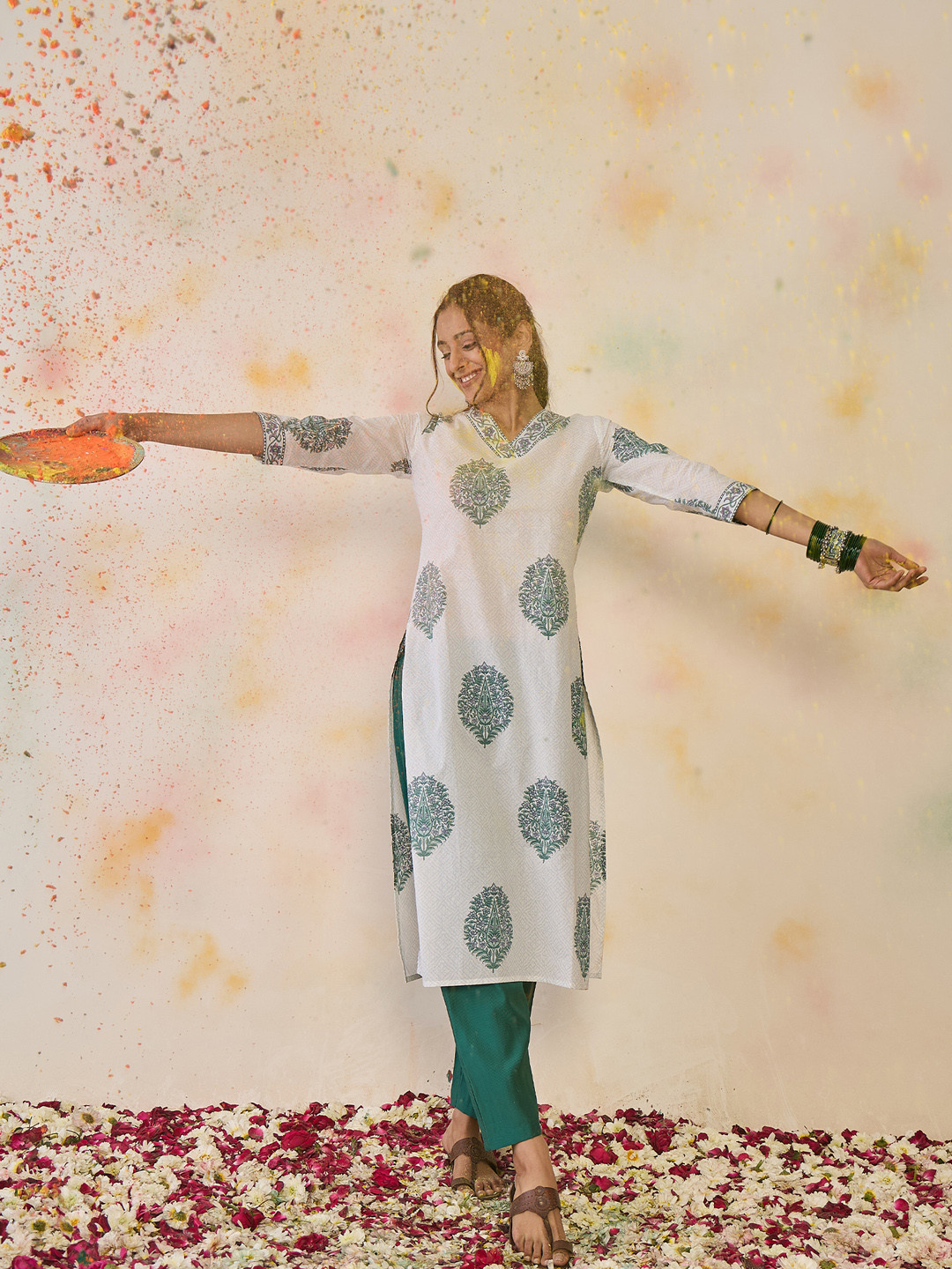 

Indo Era Women Floral Printed Floral Kurta, White