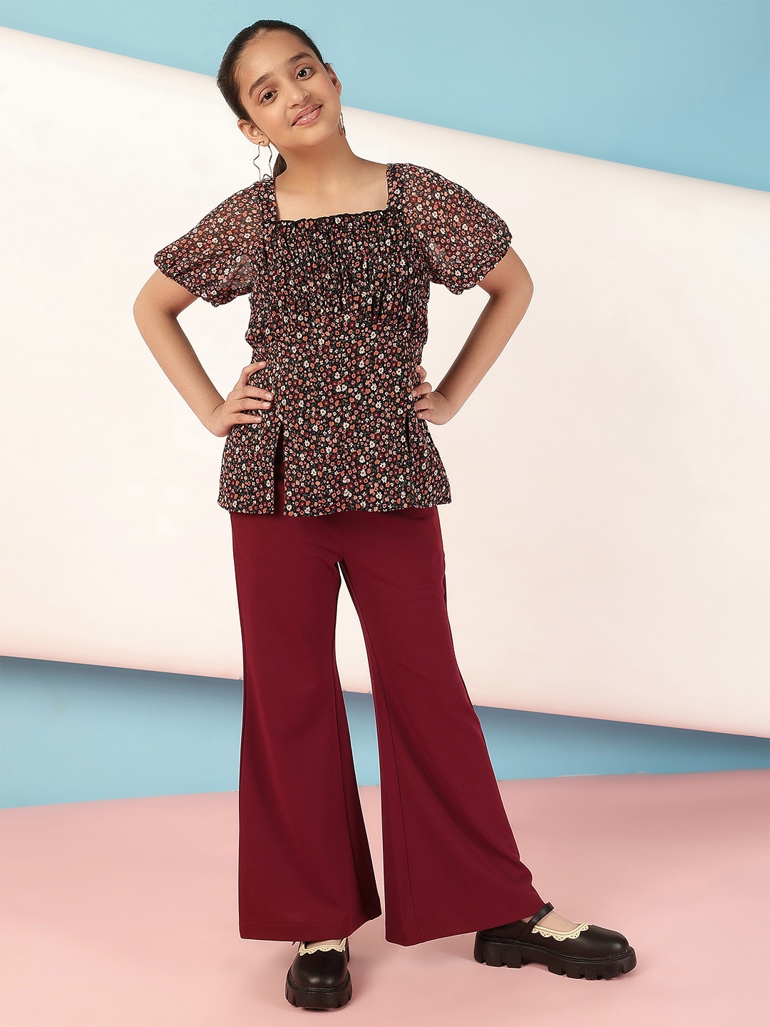

Antheaa Printed Top With Trousers, Red