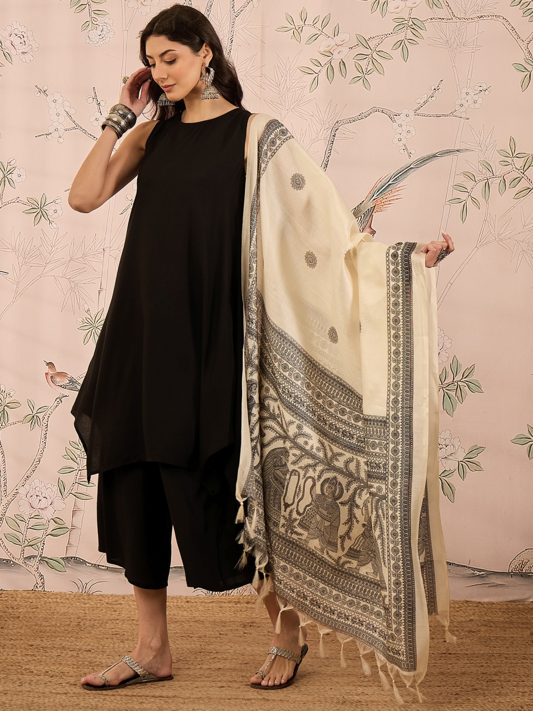 

InWeave Women Regular Kurta with Palazzos & With Dupatta, Black