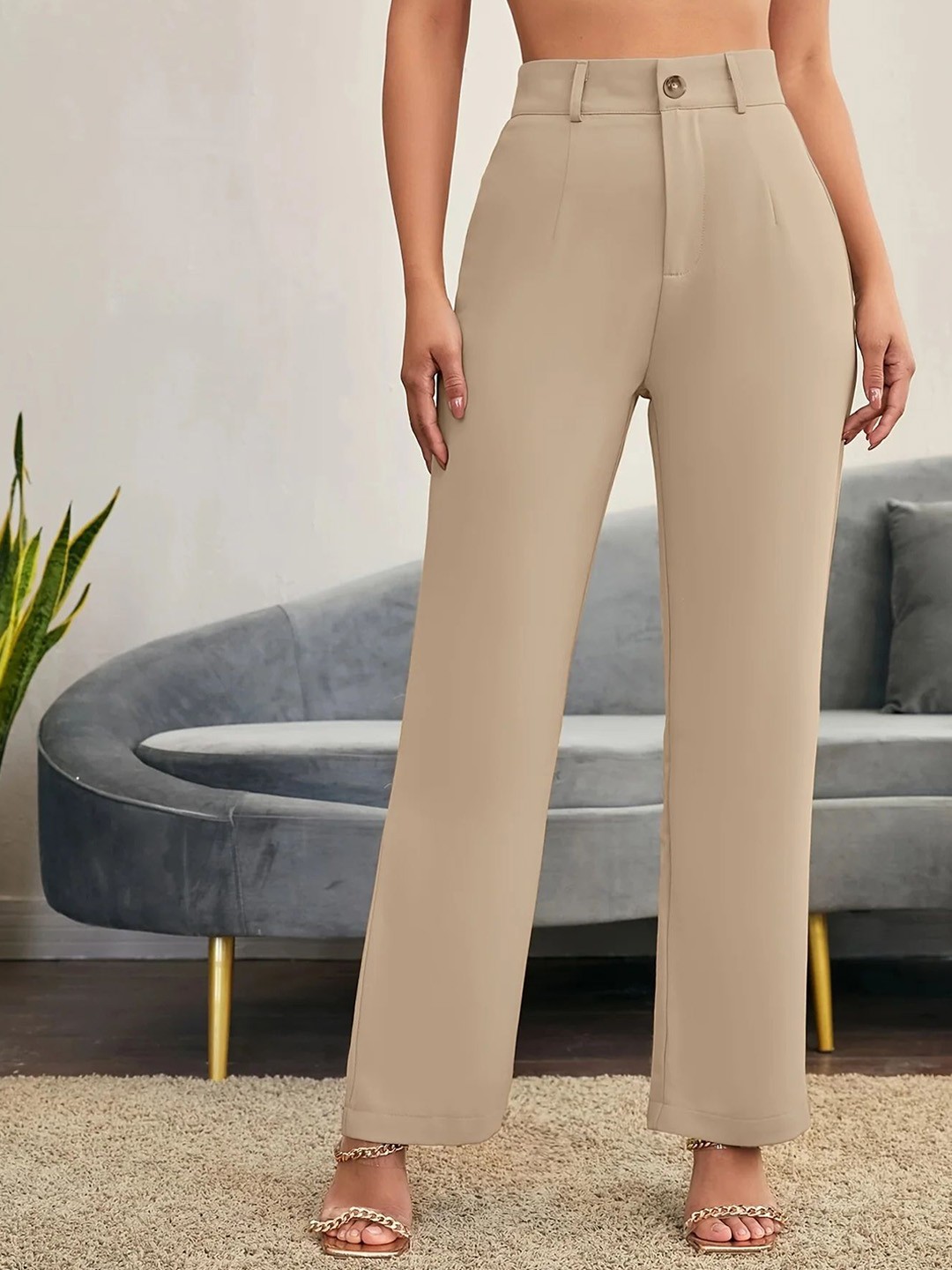 

Chemistry Women Relaxed Loose Fit High-Rise Trousers, Beige