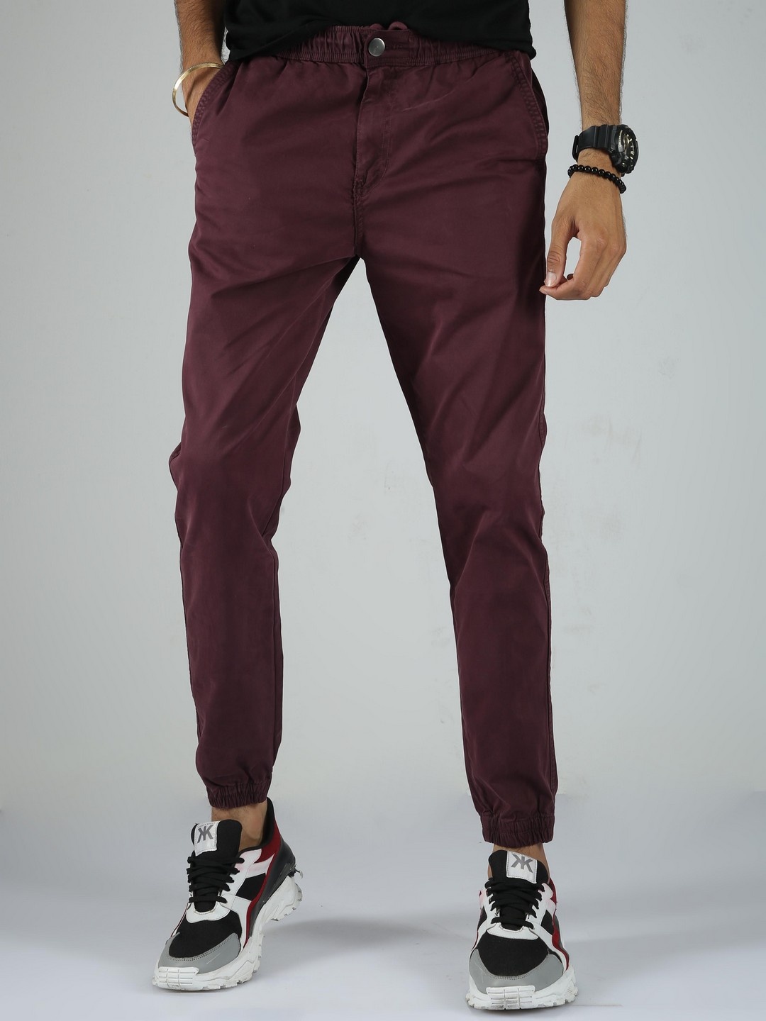 

THE BEETEL HOUSE Men Relaxed Low-Rise Joggers Trousers, Rust