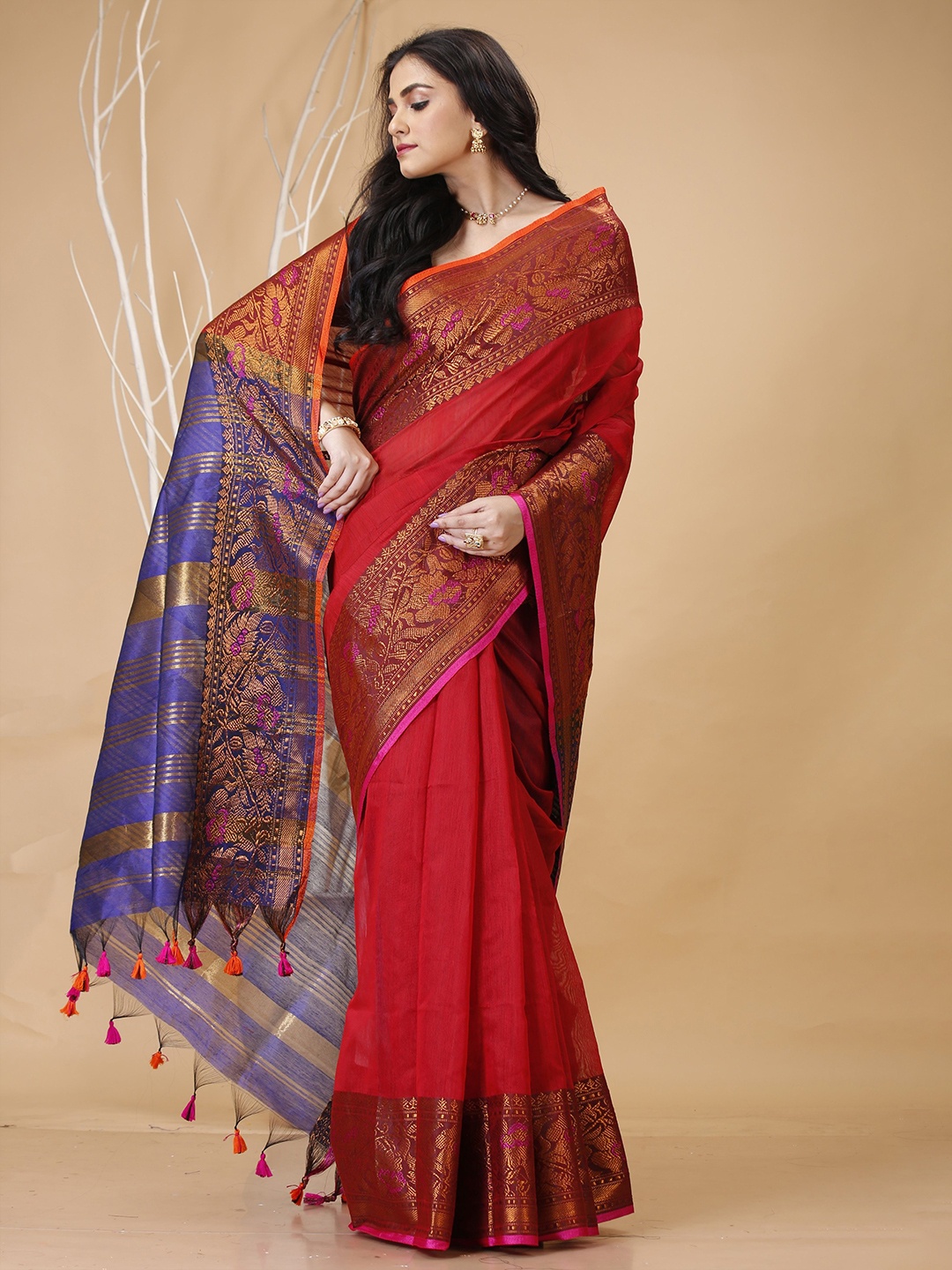 

SLAGHA Ethnic Motifs Zari Silk Cotton Taant Saree, Red