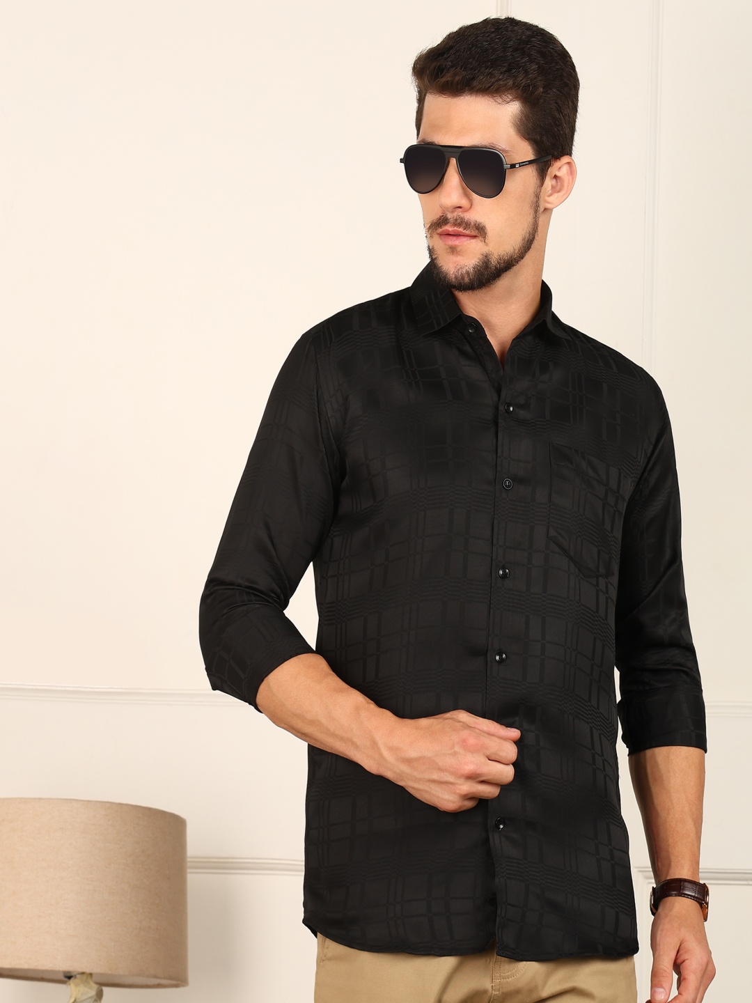 

PulseIQ Men Slim Fit Floral Opaque Casual Shirt, Black