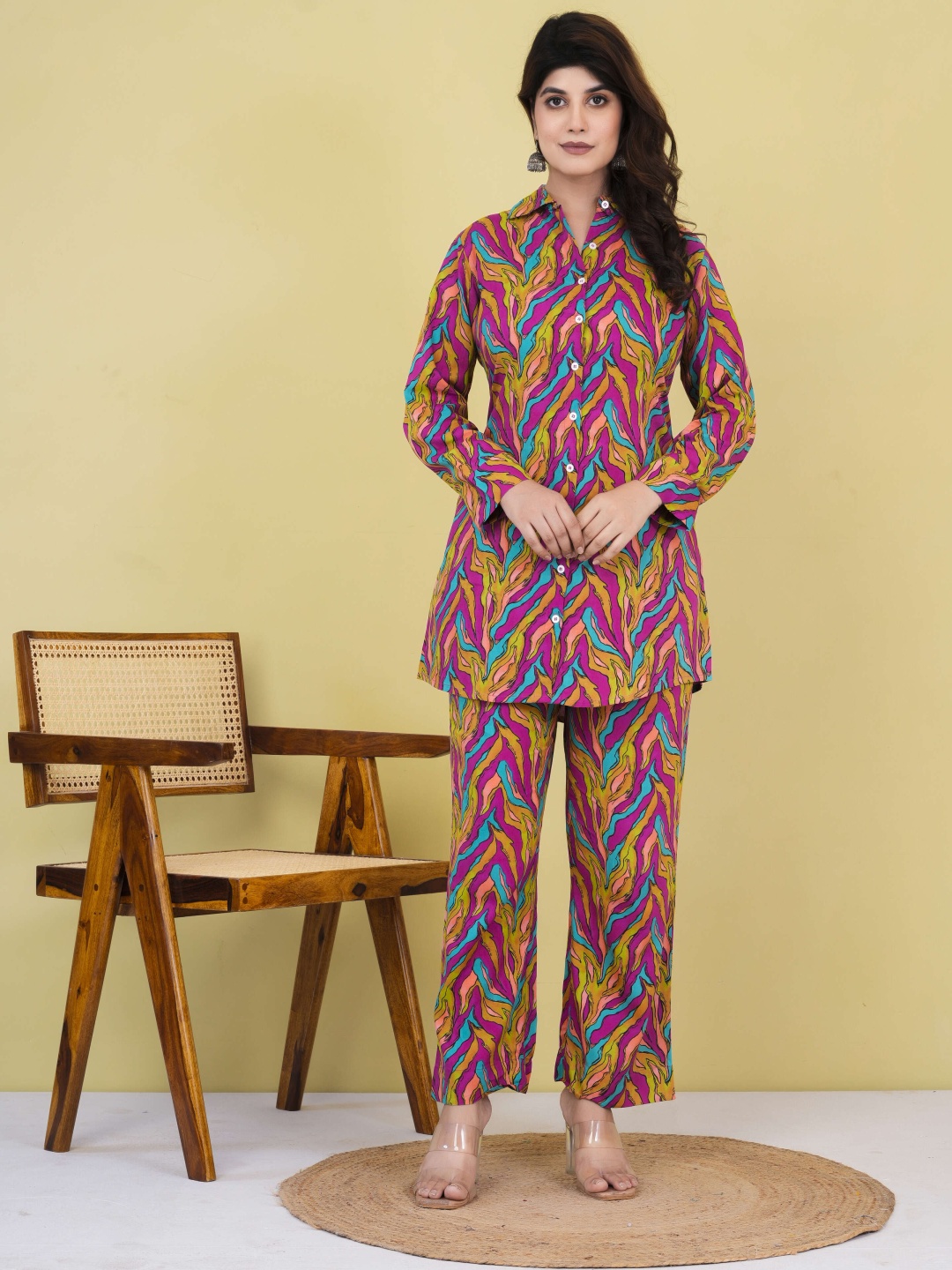 

GATIM Collared Neck Knee-Length Full Sleeve Tunic With Trousers Co-Ords, Purple