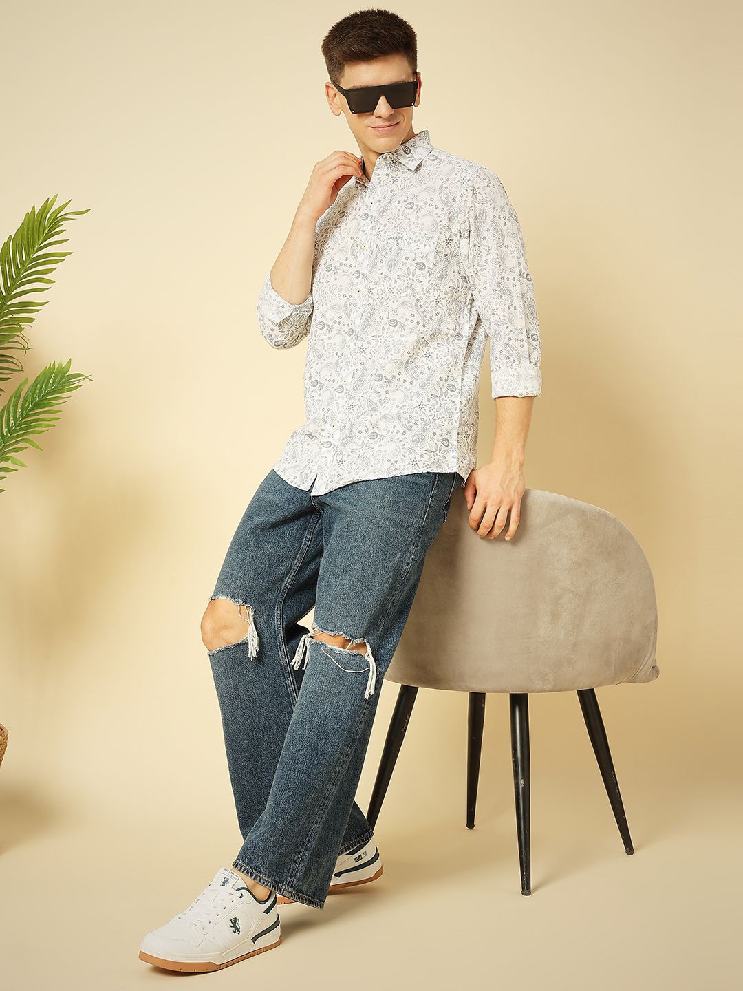 

ENSPYR Men Opaque Printed Casual Shirt, Grey