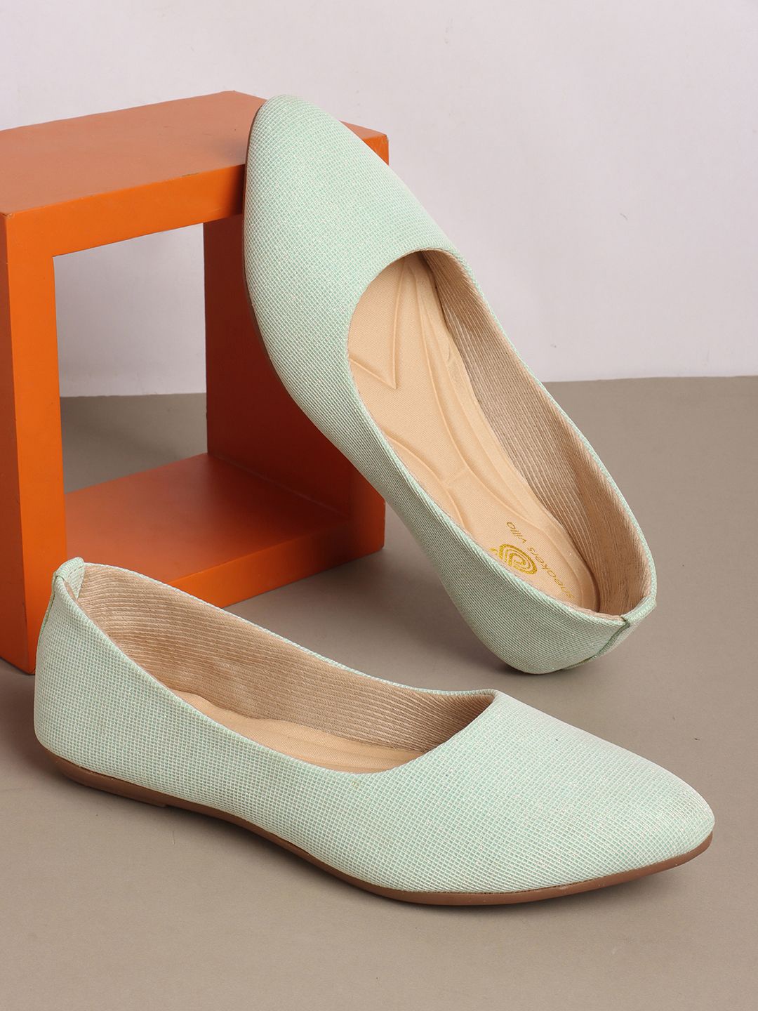 

sneakers villa Women Embellished Mojaris Flats, Sea green