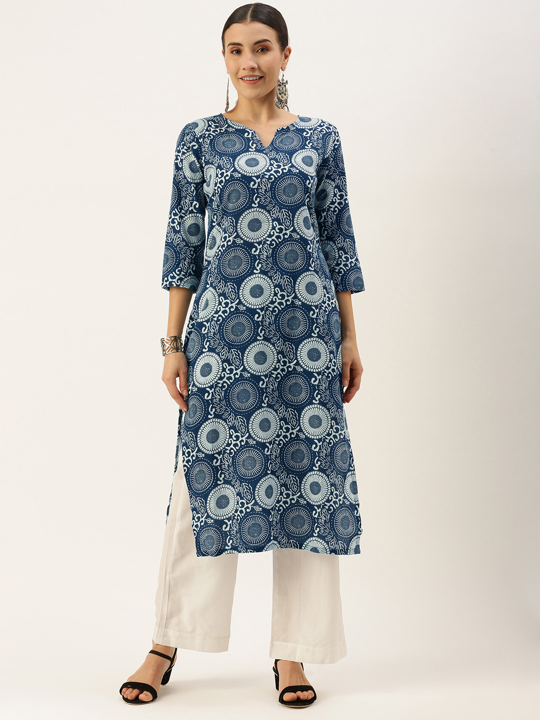 

Fourleaf Women Floral Printed Regular Pure Cotton Kurta with Trousers, Blue