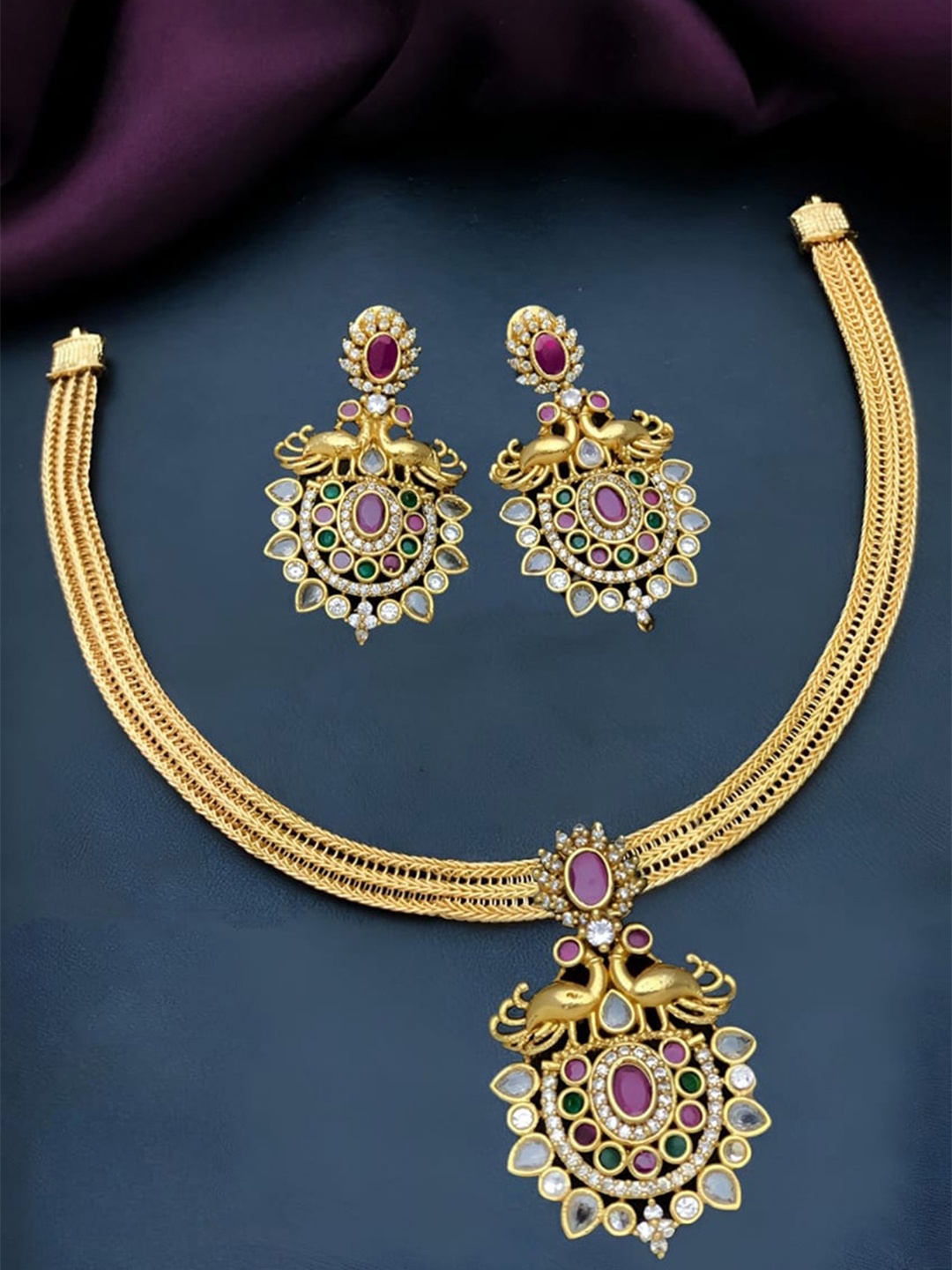 

Rujve Jewellery Gold-Plated Artificial Stone Studded Jewellery Set