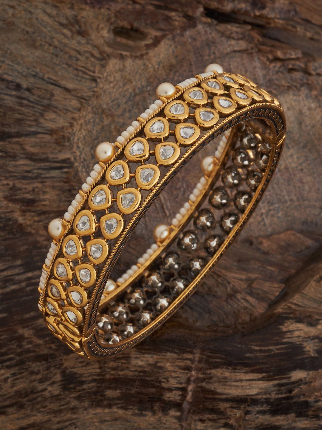 

Kushal's Fashion Jewellery Gold-Plated Kundan-Studded Bangle