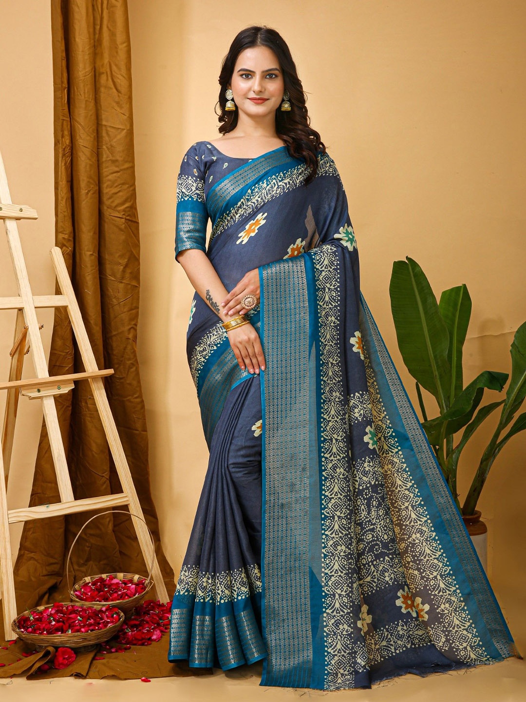 

Rangtulika Ethnics Woven Design Zari Saree, Navy blue