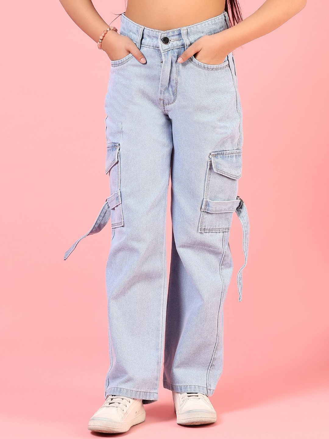 

V-Mart Girls Light Fade Jeans, Blue