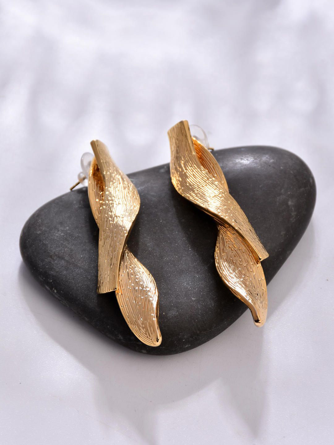 

Reenisaa Quirky Drop Earrings, Gold