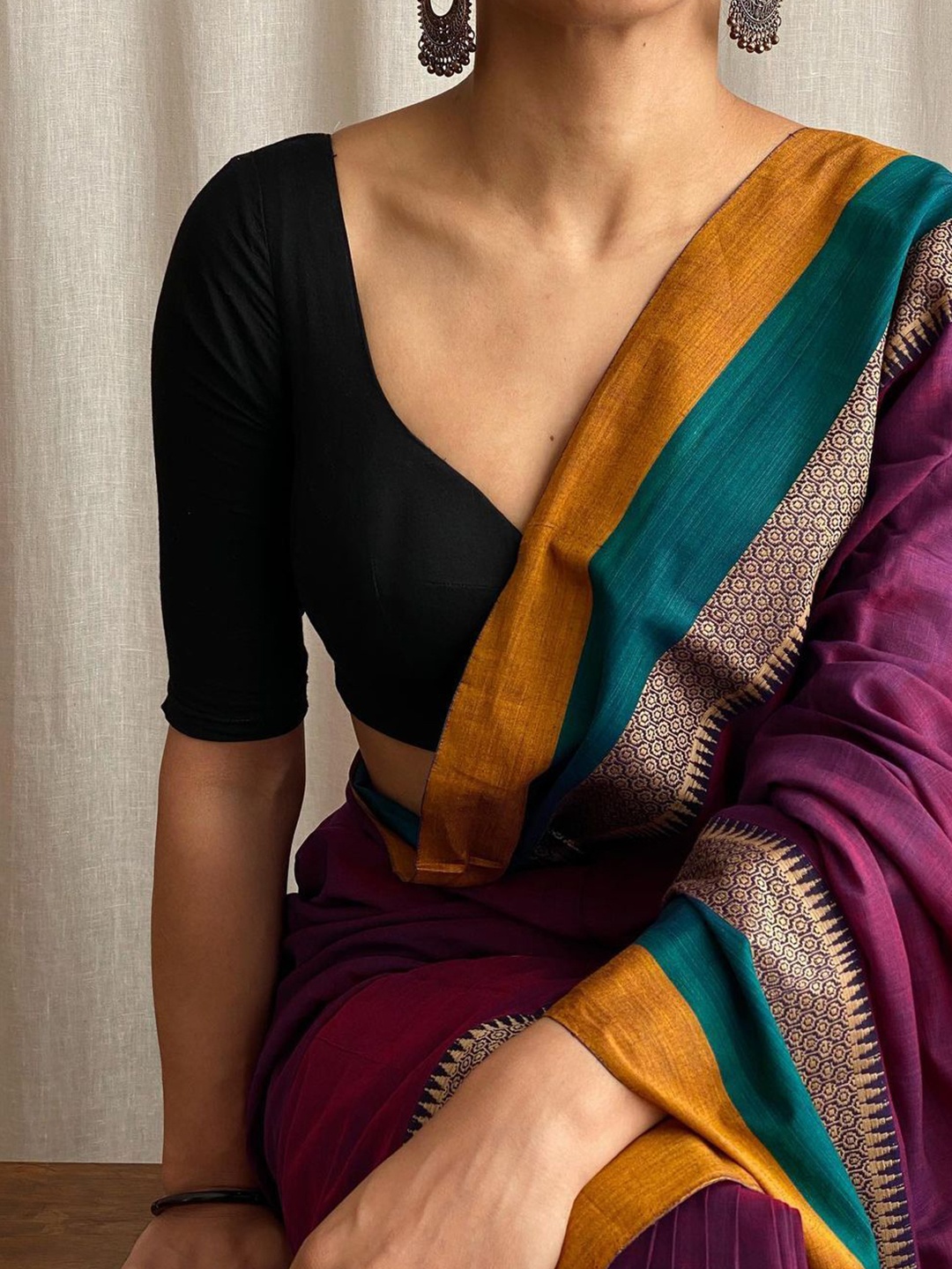 

DEVIKA TEXTILES Zari Pure Cotton Narayan Peth Saree, Magenta