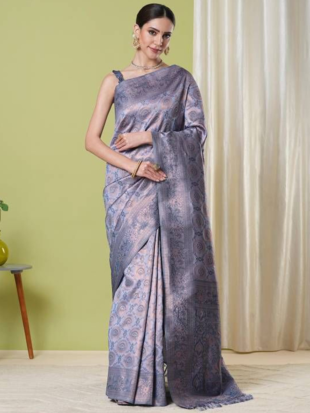 

HERE&NOW Woven Design Zari Art Silk Banarasi Saree, Grey