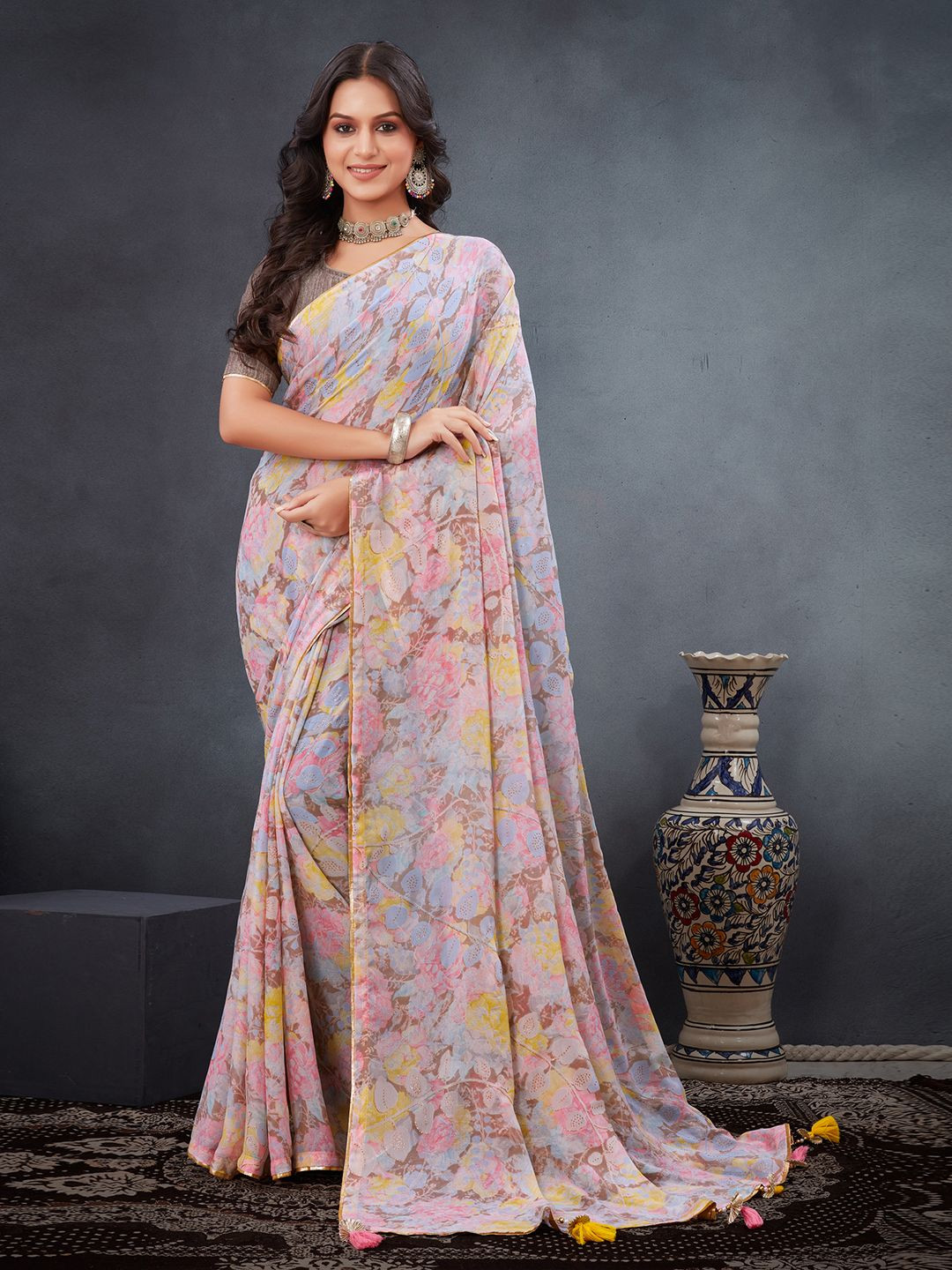 

LeeliPeeri Designer Floral Gotta Patti Poly Georgette Saree, Brown