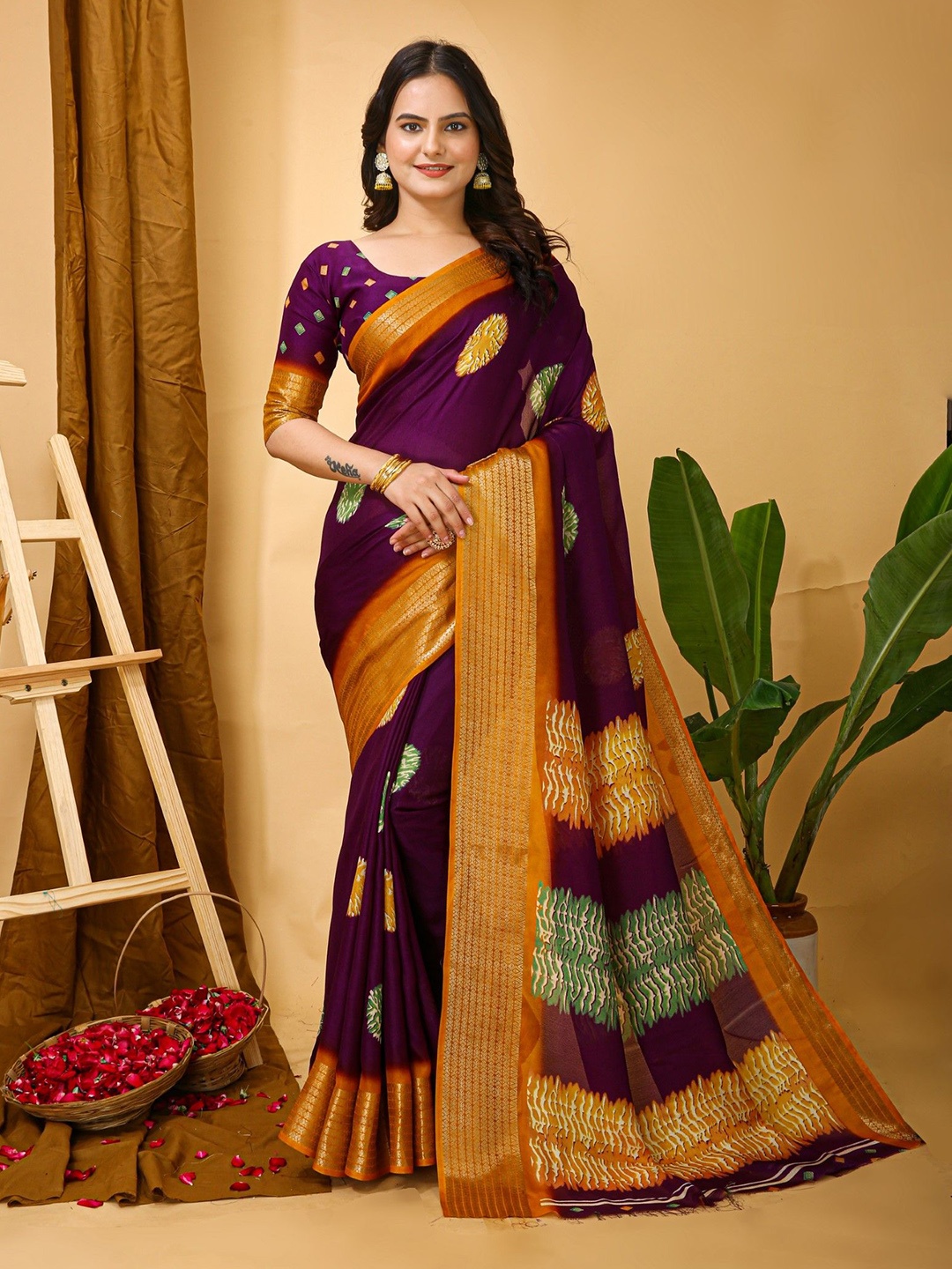 

Rangtulika Ethnics Floral Zari Silk Cotton Saree, Purple