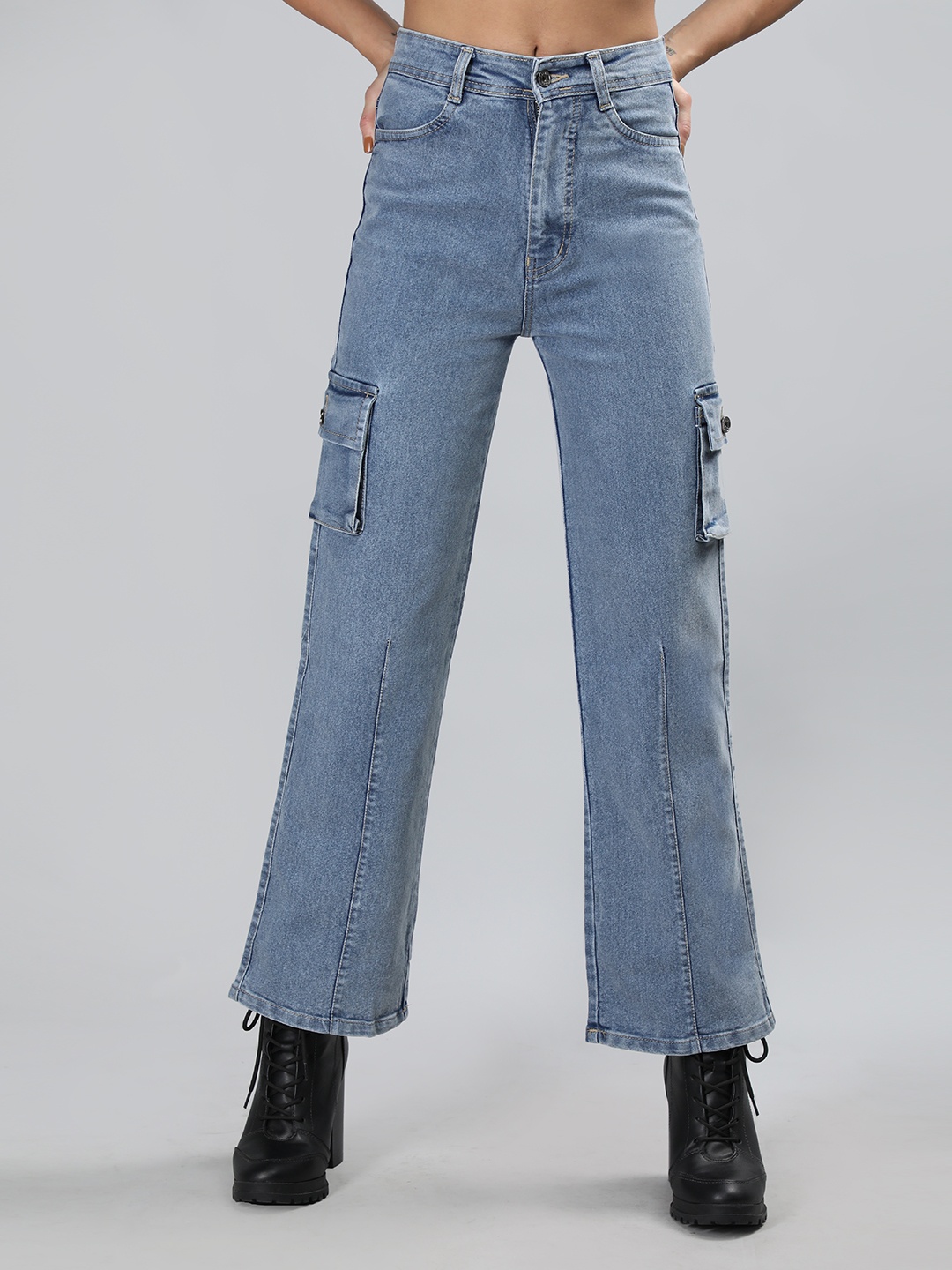 

The Roadster Lifestyle Co Pure Cotton Straight Fit Jeans, Blue