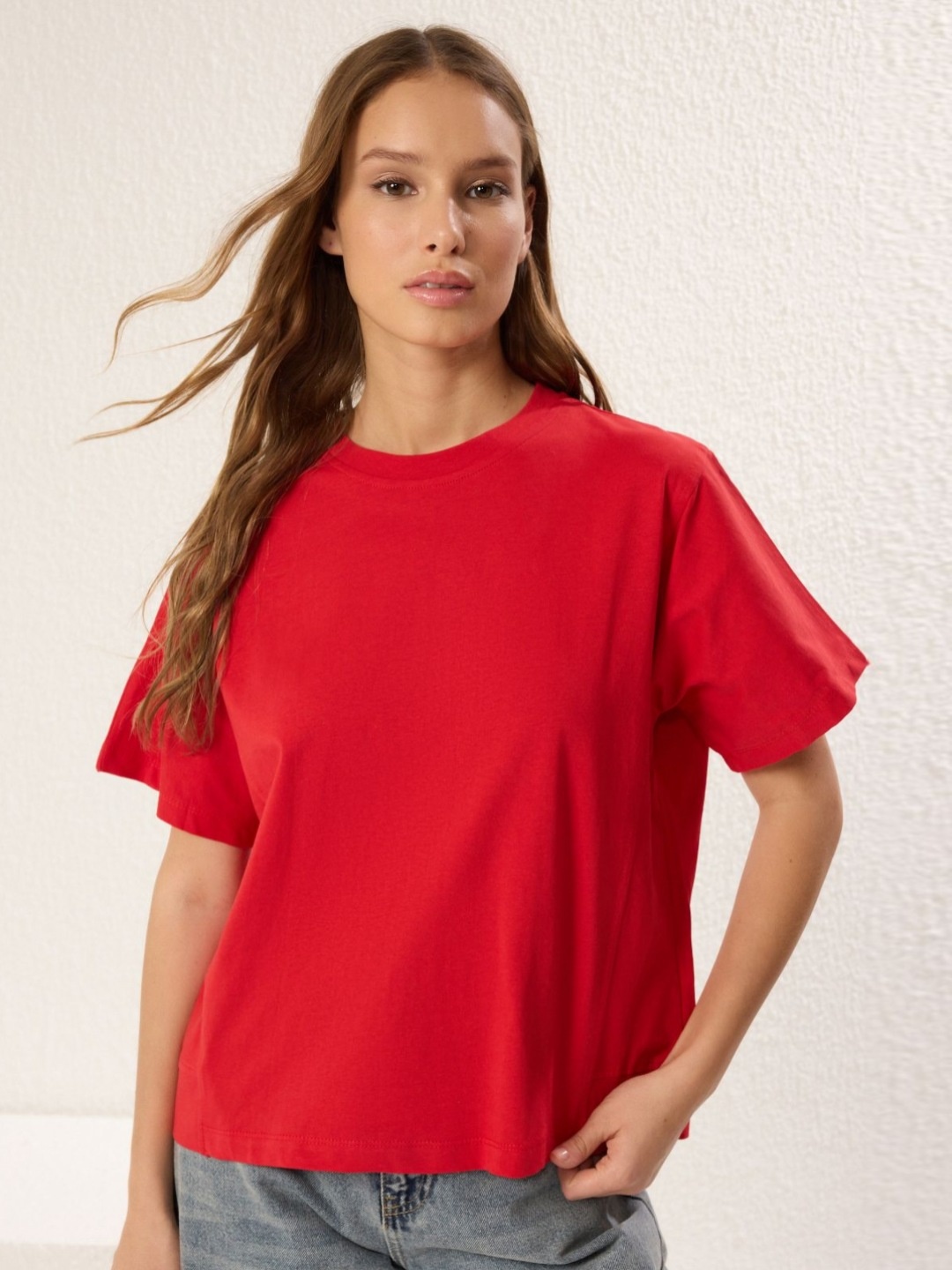 

Trendyol Women Drop-Shoulder Sleeves Pockets T-shirt, Na