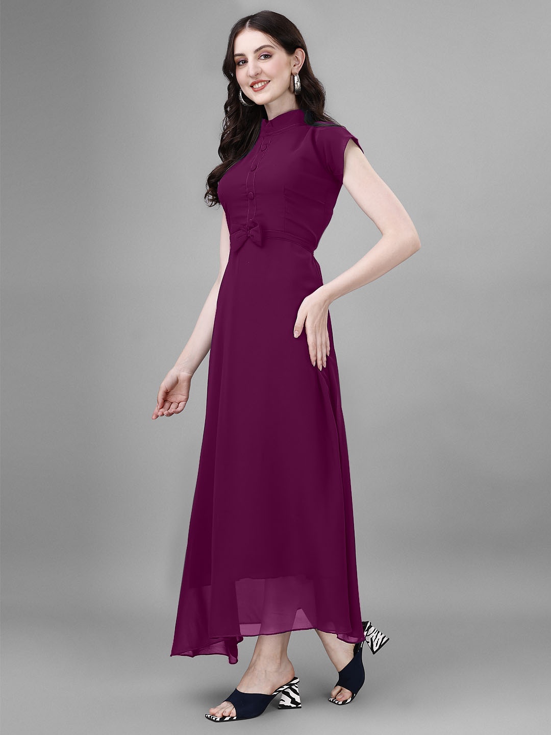 

Raiyani Fashion Applique Georgette Fit & Flare Maxi Dress, Magenta