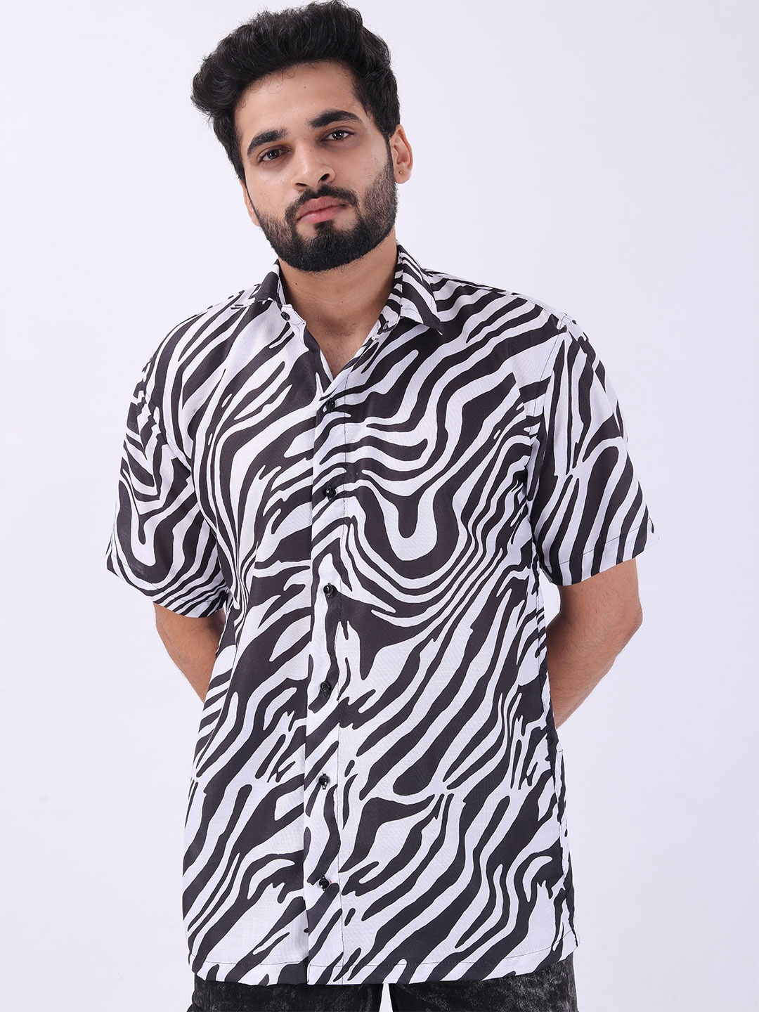 

BROWN BROTHERS Unisex Relaxed Opaque Printed Casual Shirt, White