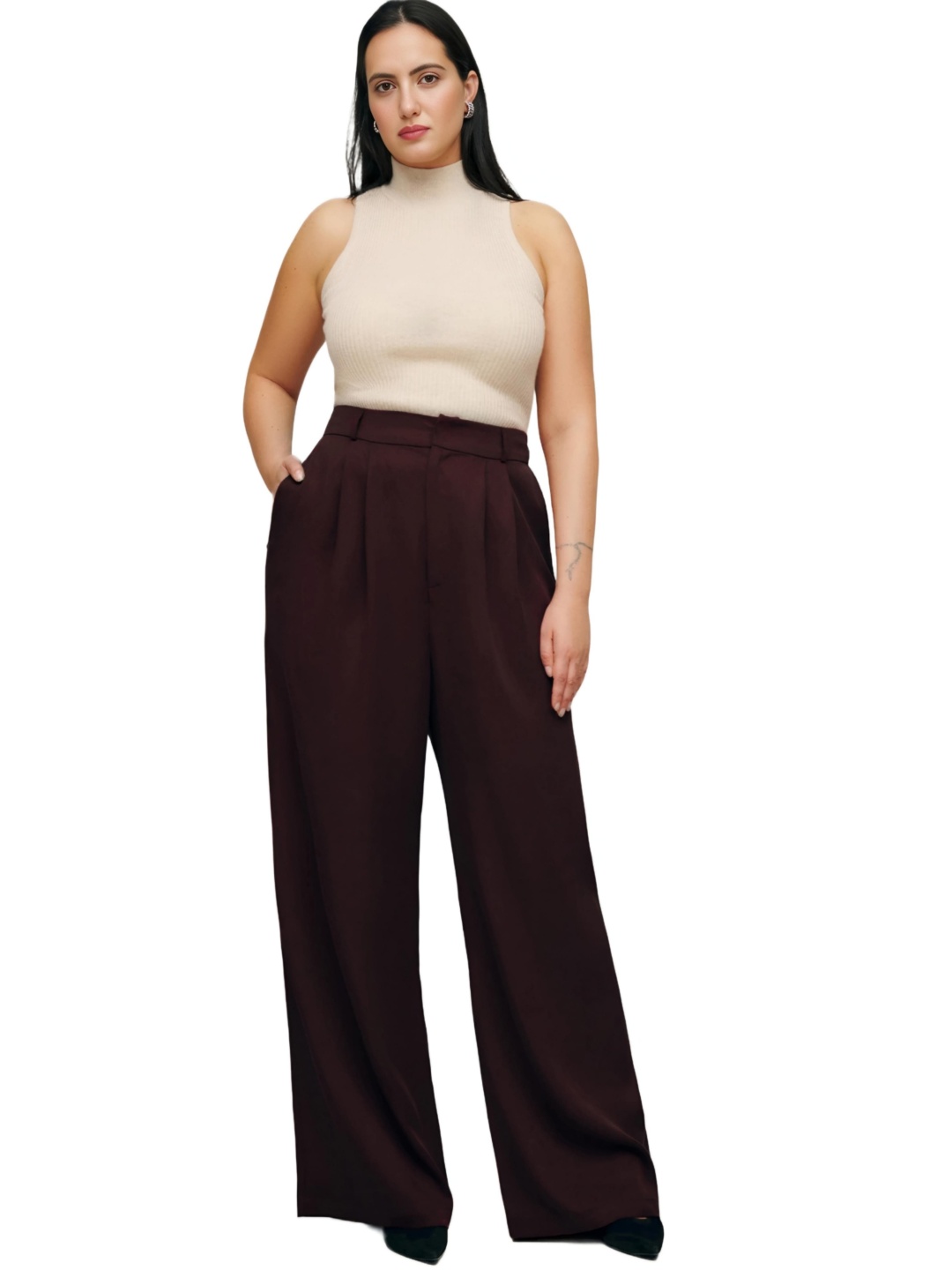 

Pluswear Women Relaxed High-Rise Pleated Trousers, Brown