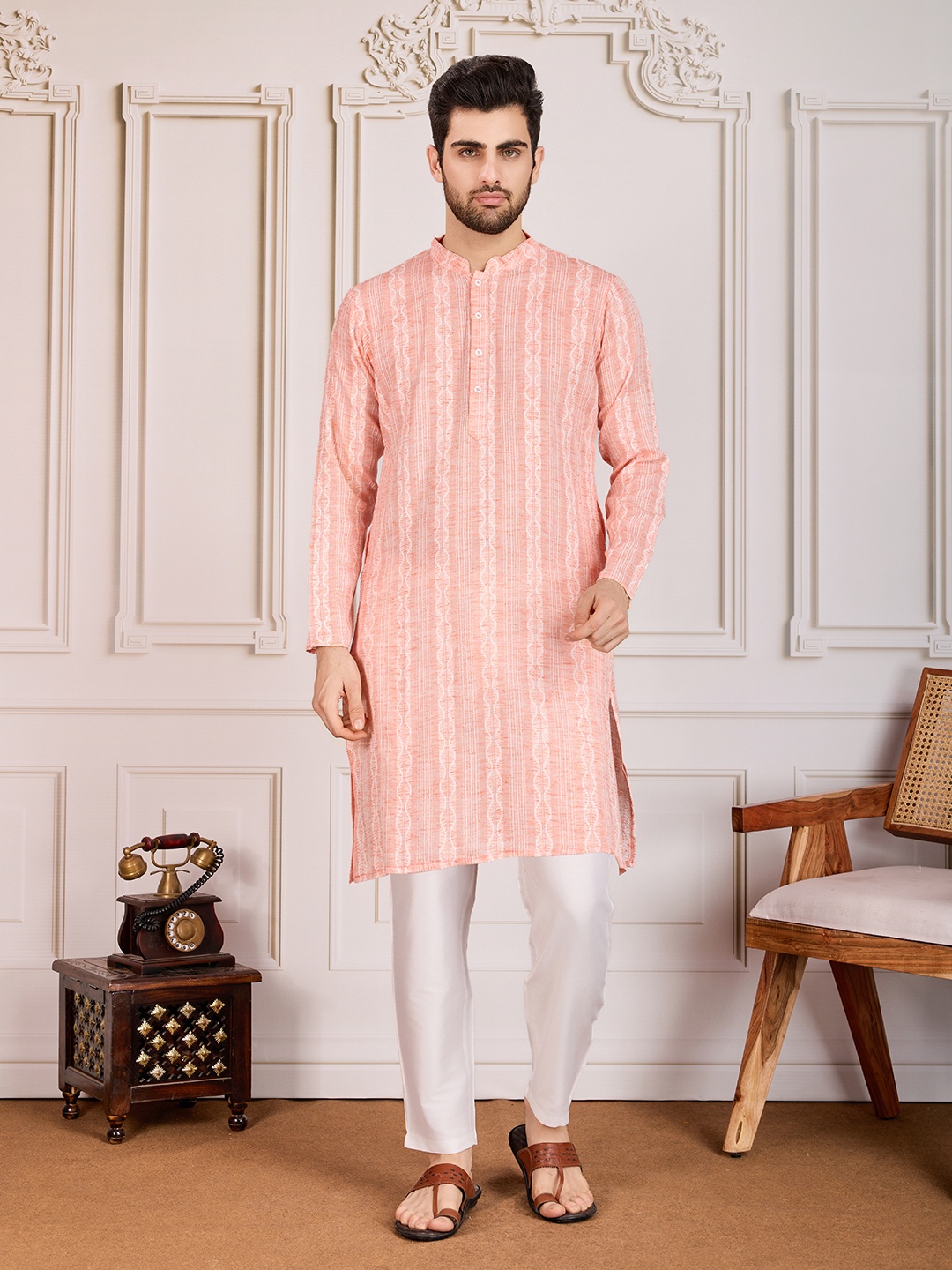 

House of Pataudi Striped Jacquard Straight Kurta Set, Peach