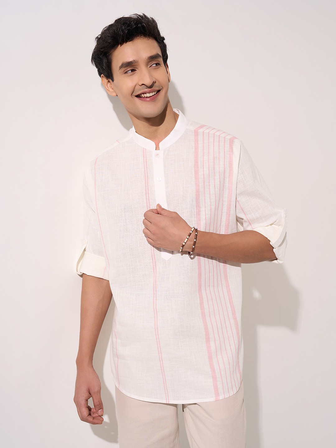 

indus route by Pantaloons Men Striped Thread Work Pathani Kurta, Off white