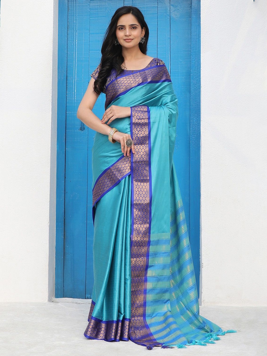 

Mitera Zari Pure Silk Kanjeevaram Saree, Teal