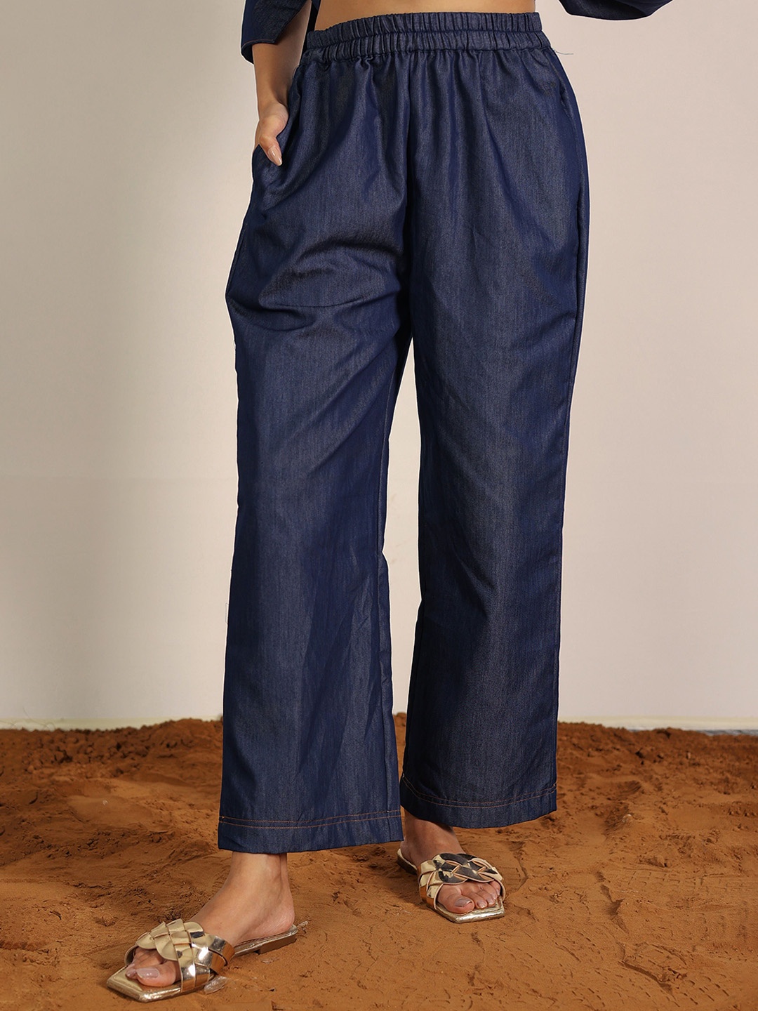 

KAORI BY SHREYA AGARWAL Women Trousers, Navy blue