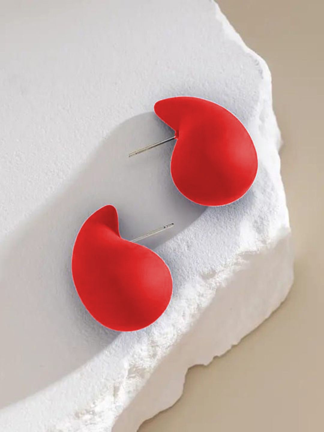 

FIMBUL Teardrop Shaped Drop Earrings, Red