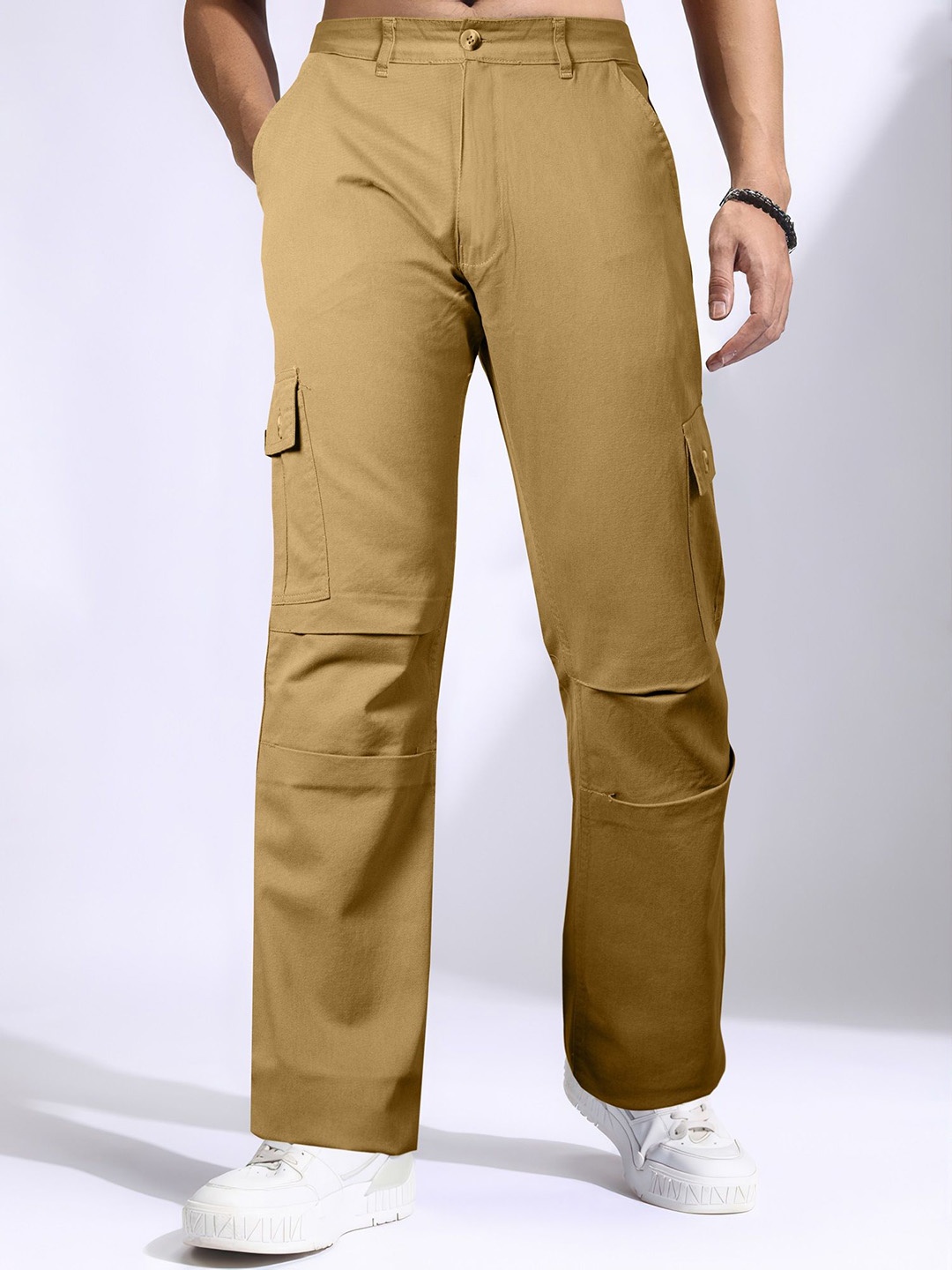 

Jb Just BLACK Men Relaxed Cargos Trousers, Khaki