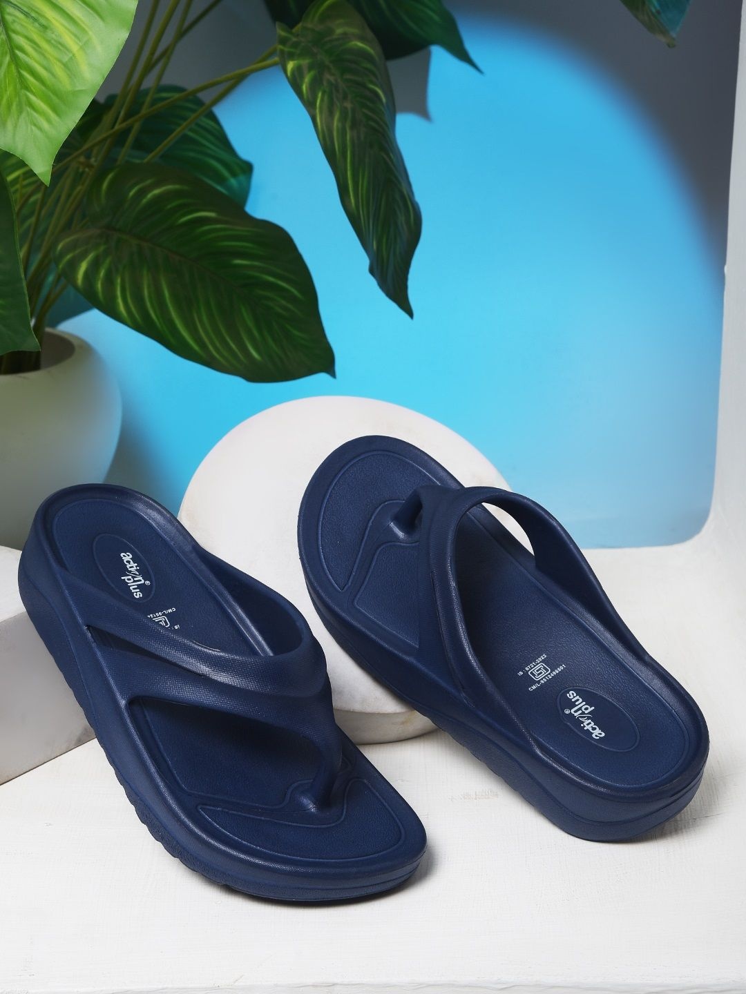 

Action Women Thong Flip-Flops, Blue