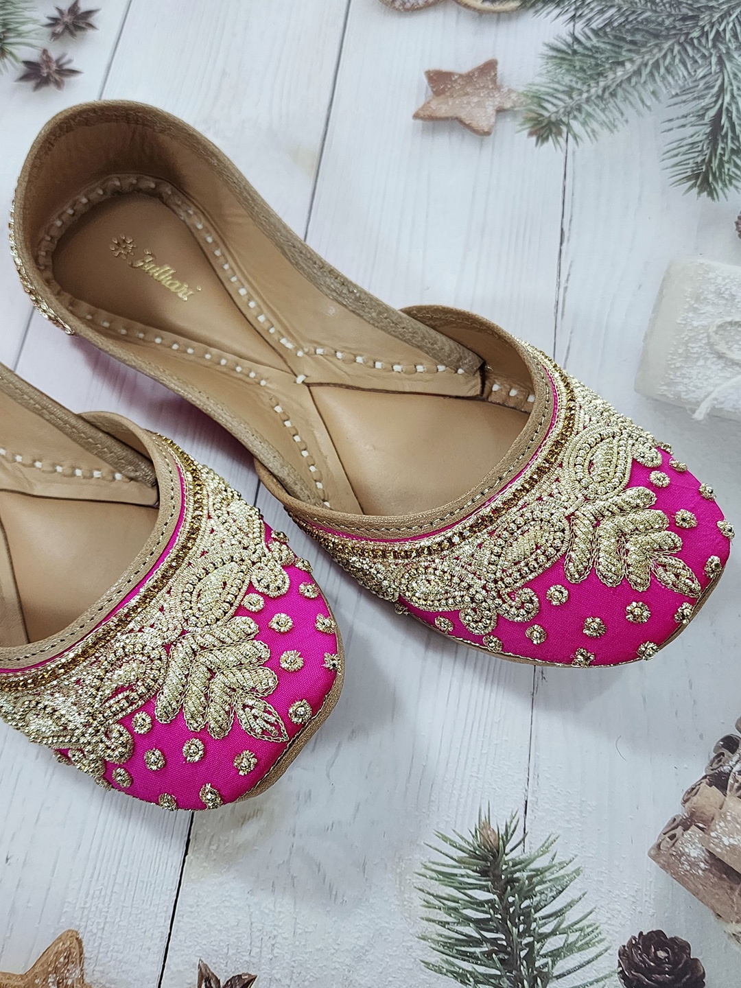 

Fulkari Women Embellished Ethnic Mojaris Flats, Magenta