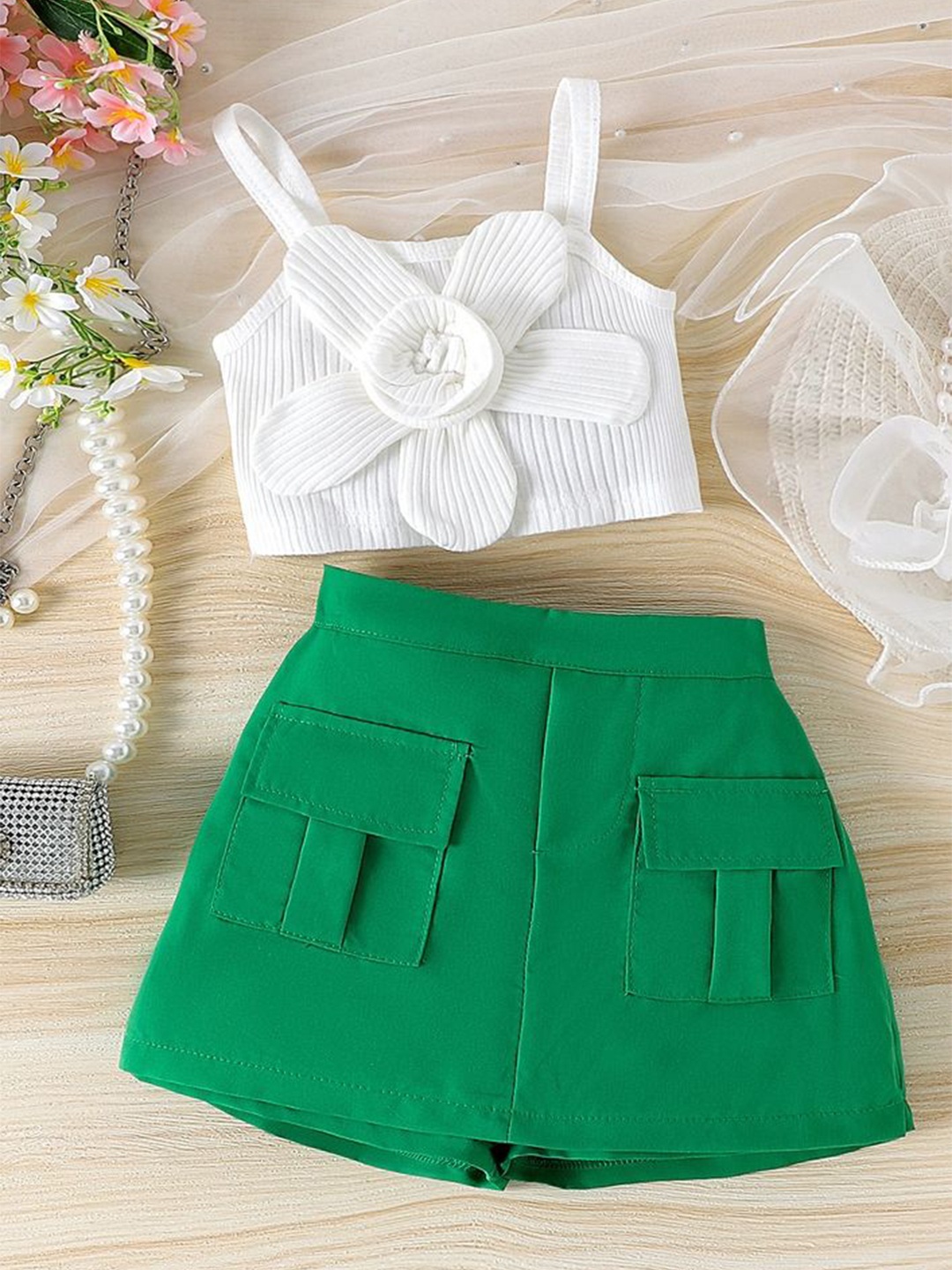 

LULU & SKY Girls Top with Shorts, Green
