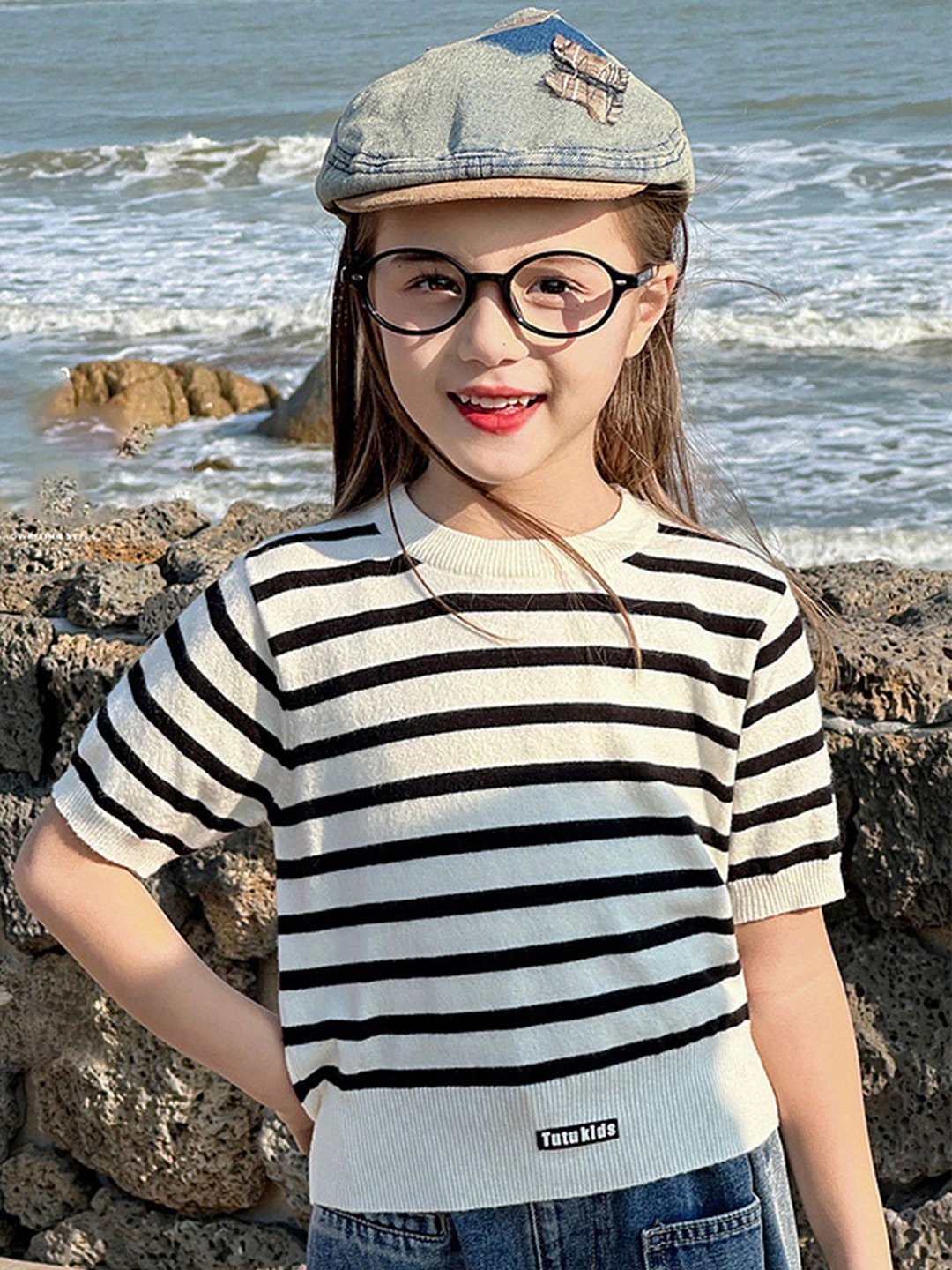 

LULU & SKY Striped Top, Black