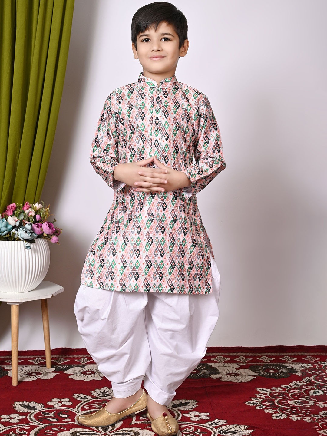 

BAESD Boys Embroidered Regular Sequinned Dupion Silk Kurta with Patiala, Pink
