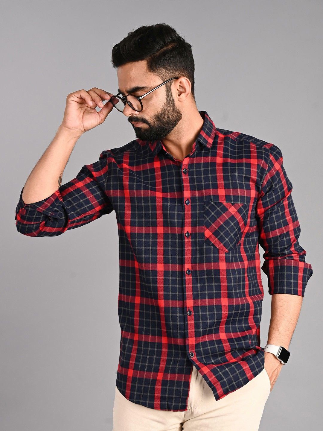 

PulseIQ Men Slim Fit Opaque Checked Casual Shirt, Red