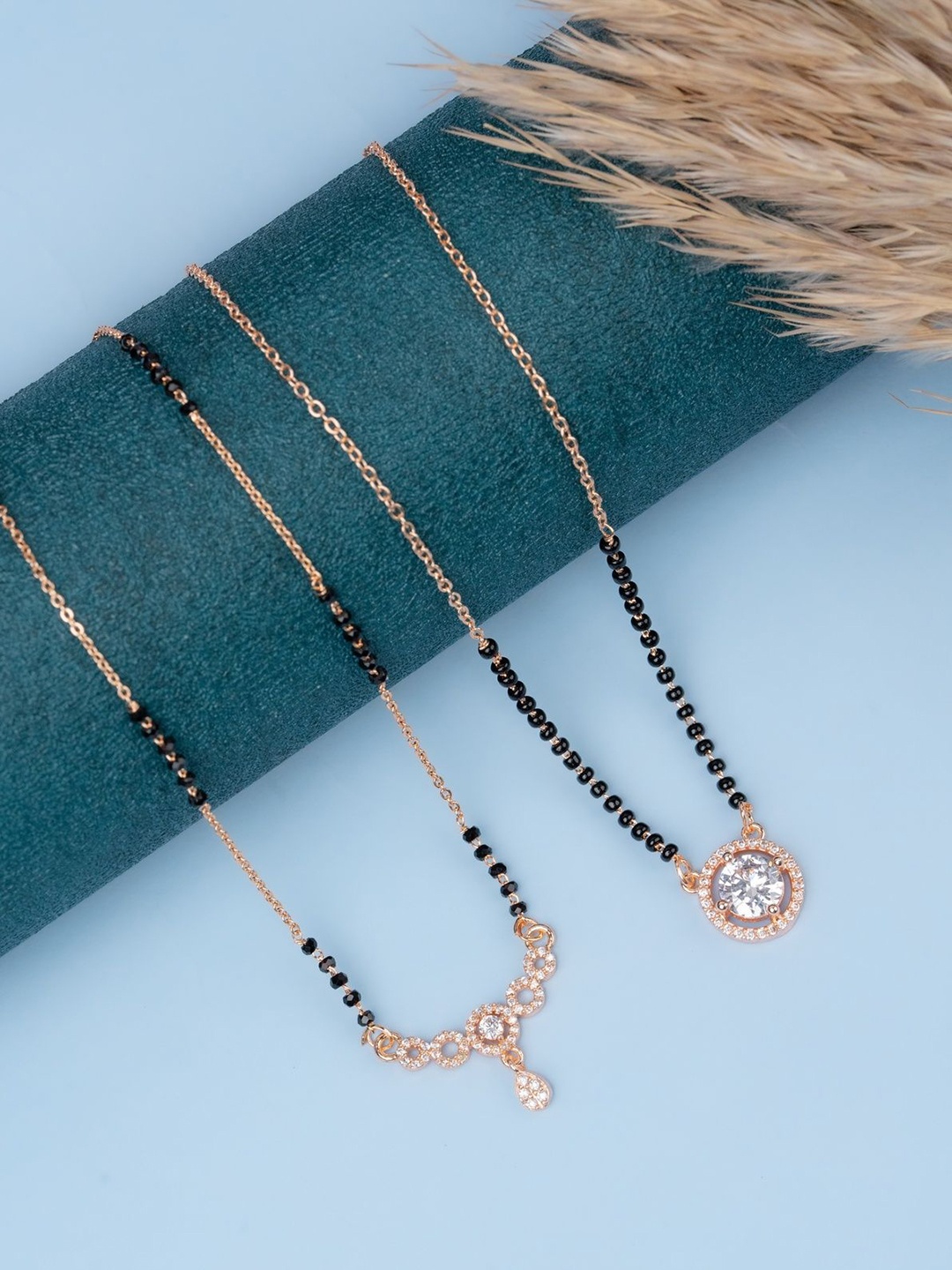 

Zeraki Jewels Artificial Stones and Beads Mangalsutra, Rose gold