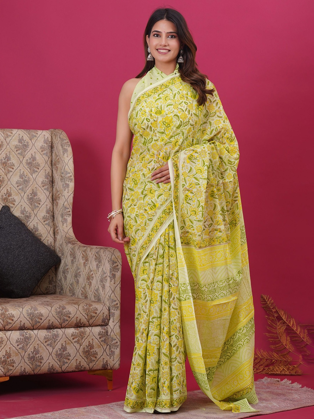 

Vanedik Floral Pure Cotton Block Print Saree, Yellow