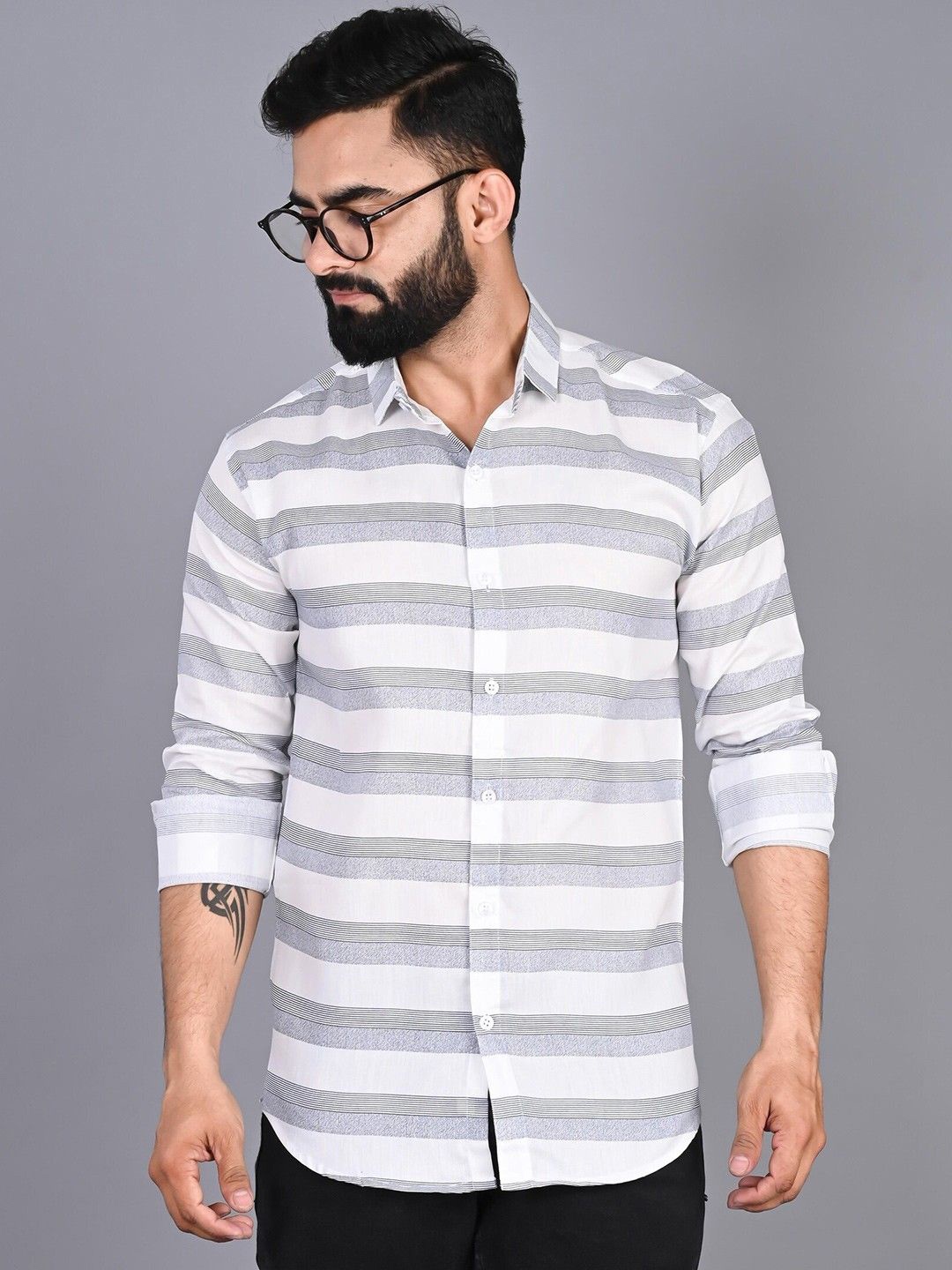 

PulseIQ Men Slim Fit Horizontal Stripes Opaque Striped Casual Shirt, White