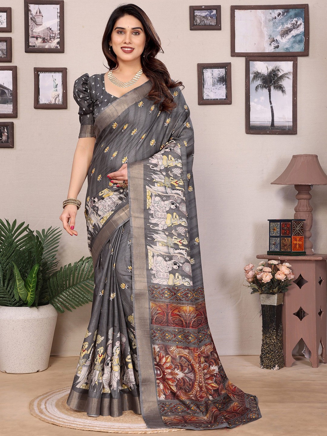 

Moda Rapido Floral Zari Saree, Grey
