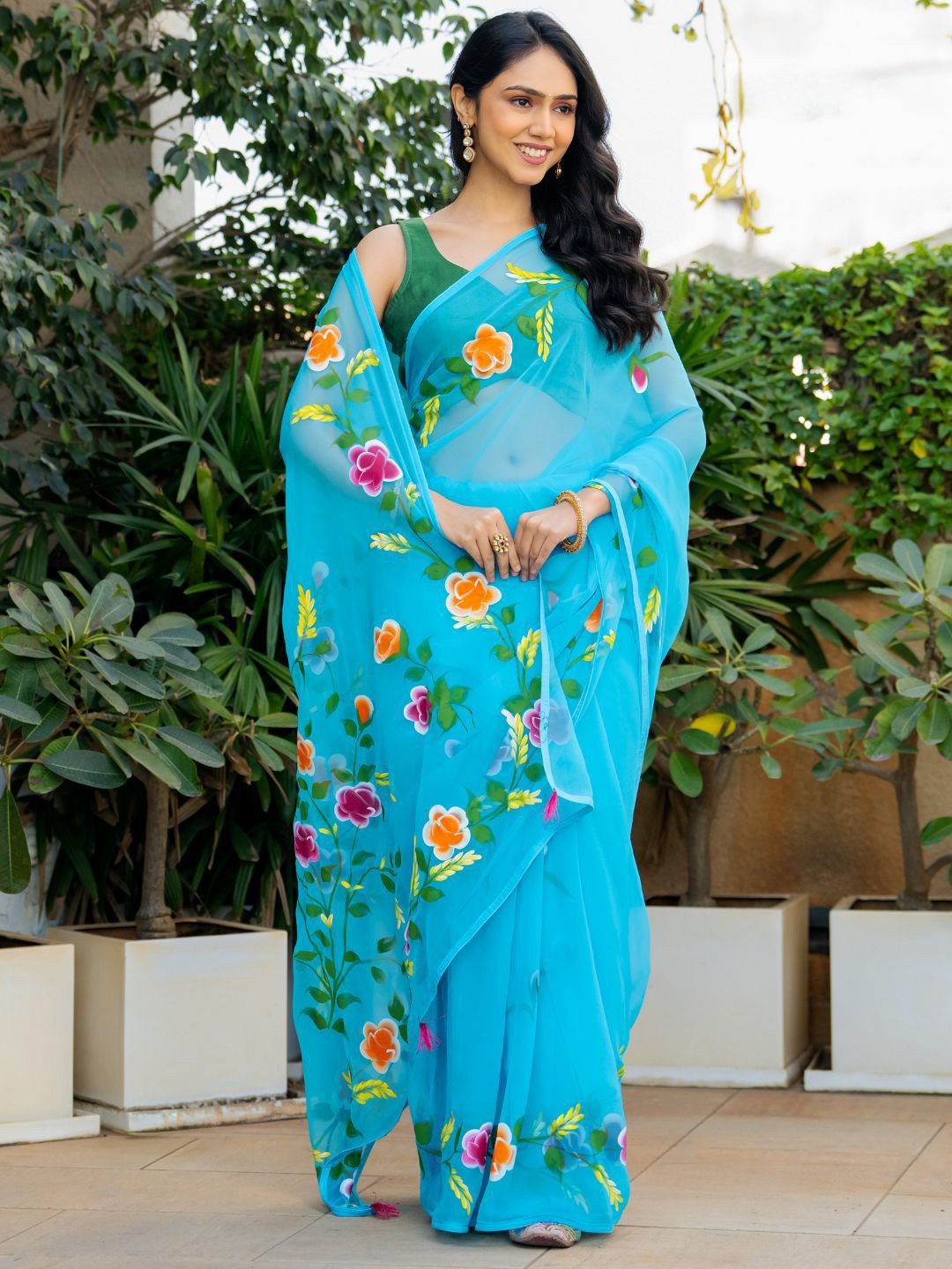 

PRETTY PALLU Floral Pure Georgette Saree, Blue