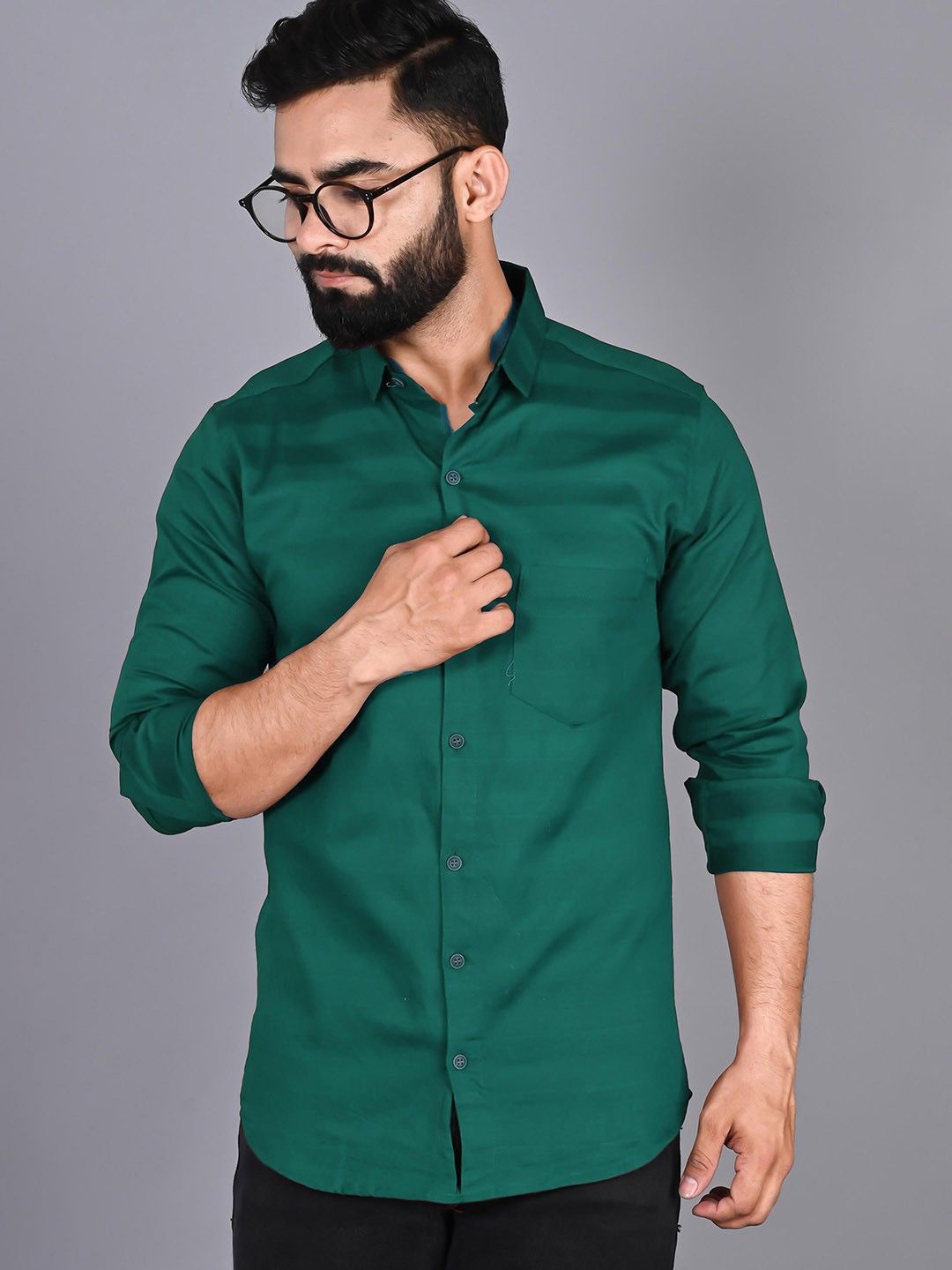 

PulseIQ Men Slim Fit Horizontal Stripes Opaque Striped Casual Shirt, Green