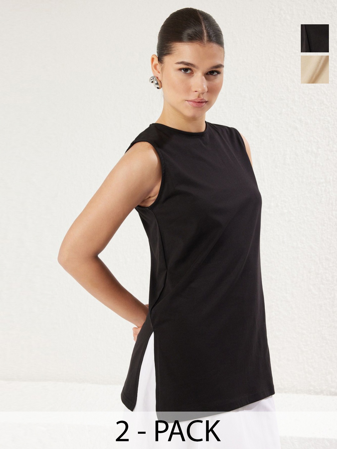 

Trendyol Women Pockets T-shirt, Na