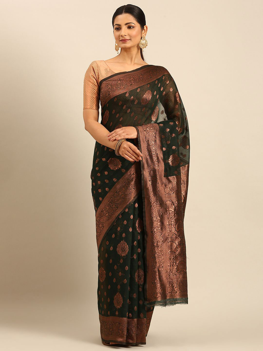 

LeeliPeeri Designer Woven Design Zari Saree, Black